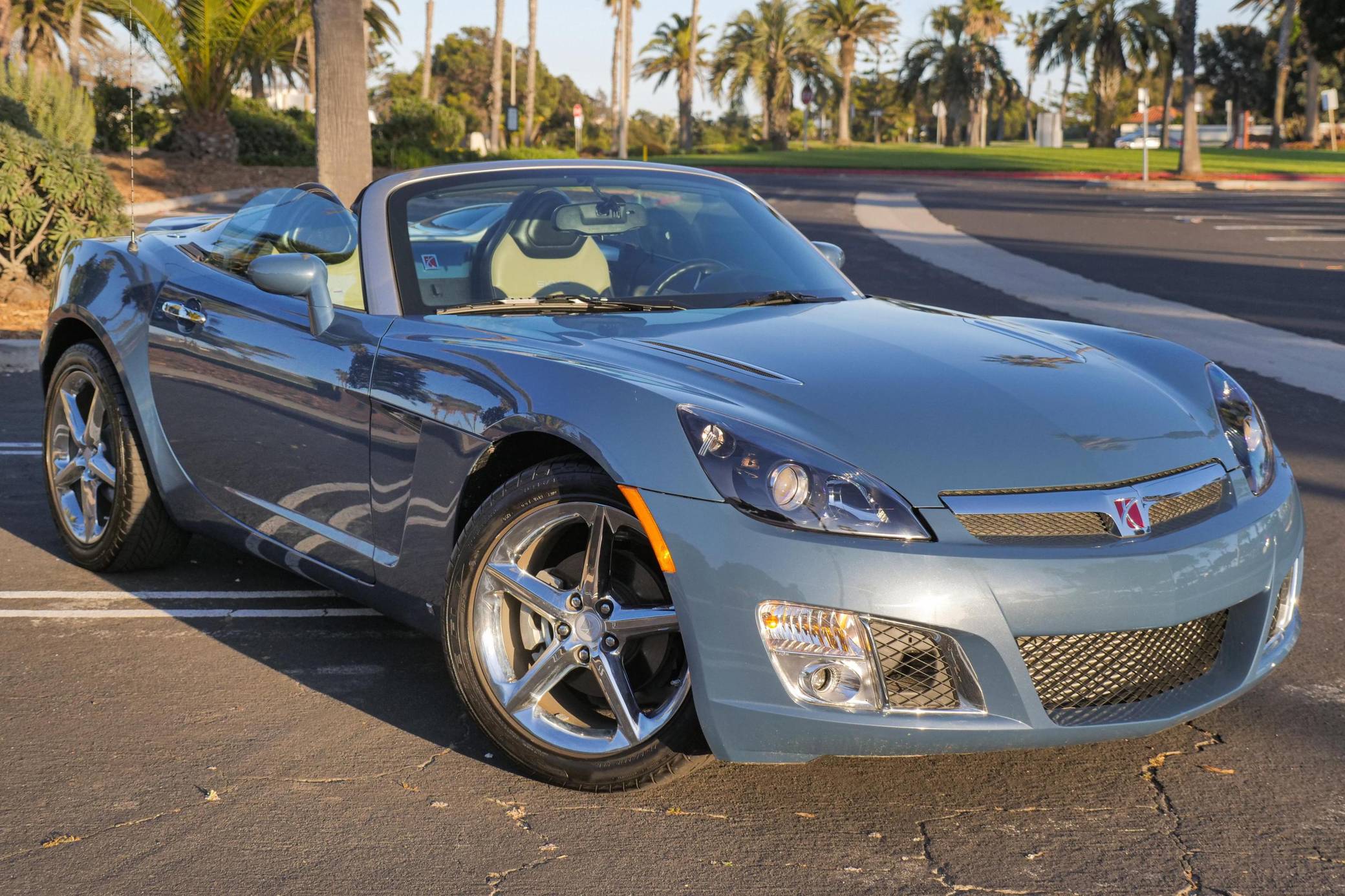 2008 Saturn Sky Red Line