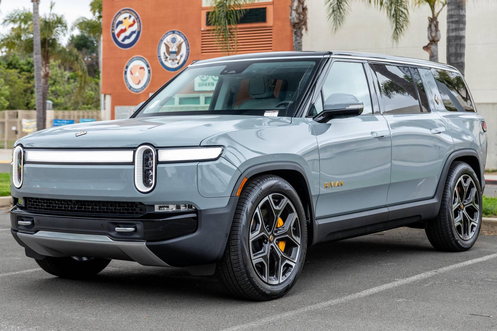 2023 Rivian R1S Launch Edition for Sale - Cars & Bids