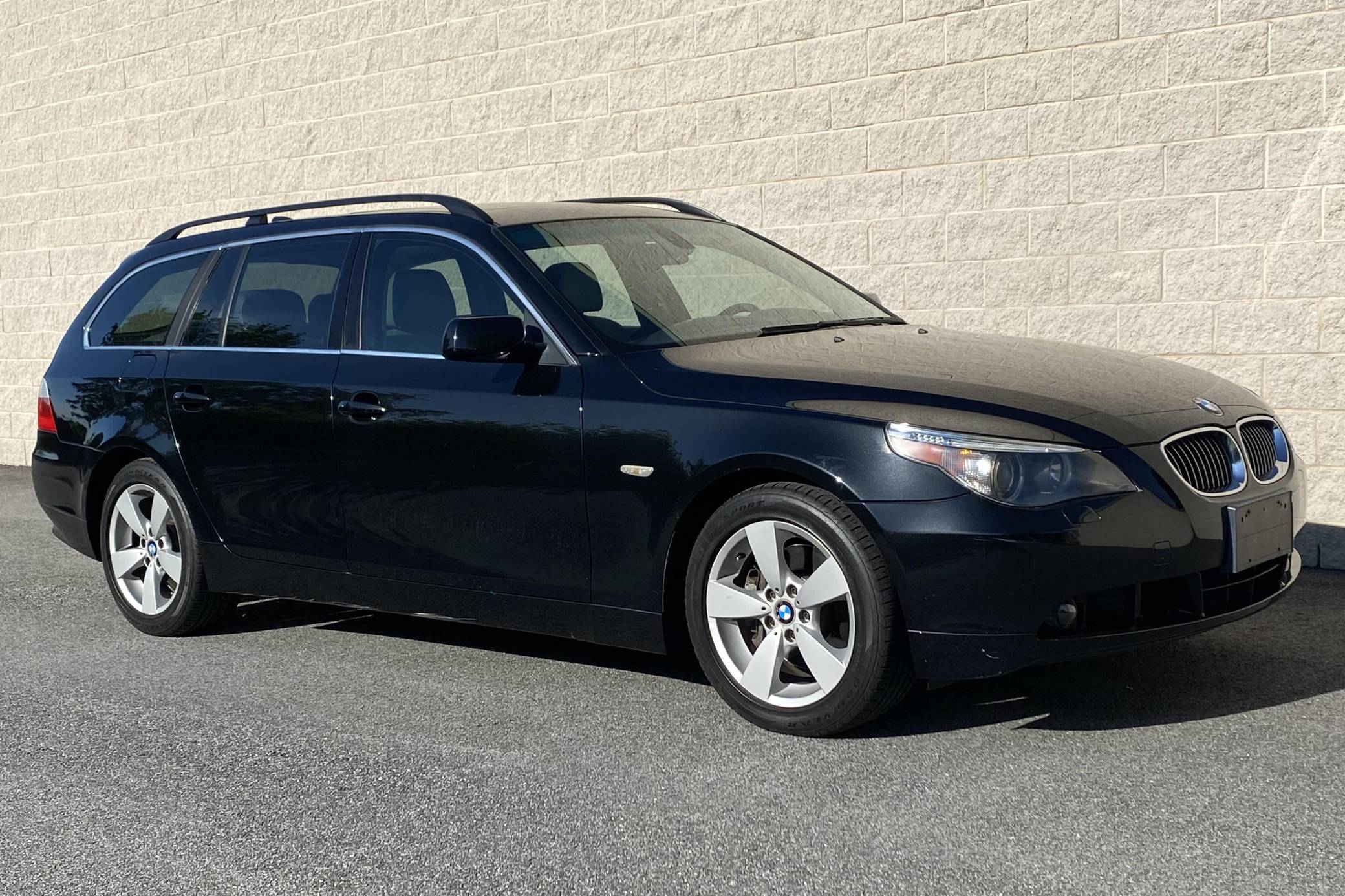 2006 BMW 530xi Sports Wagon