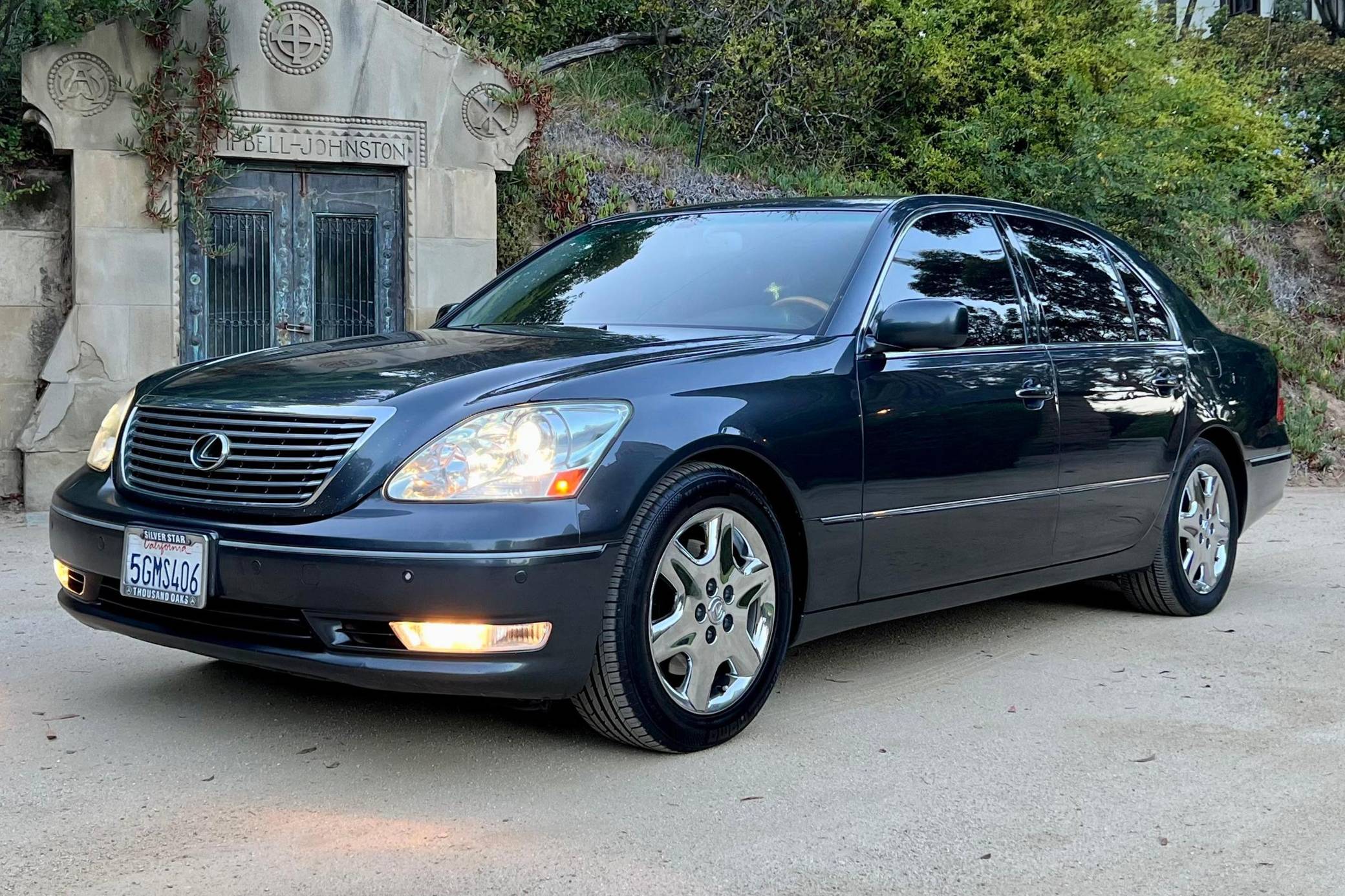 2004 Lexus LS 430