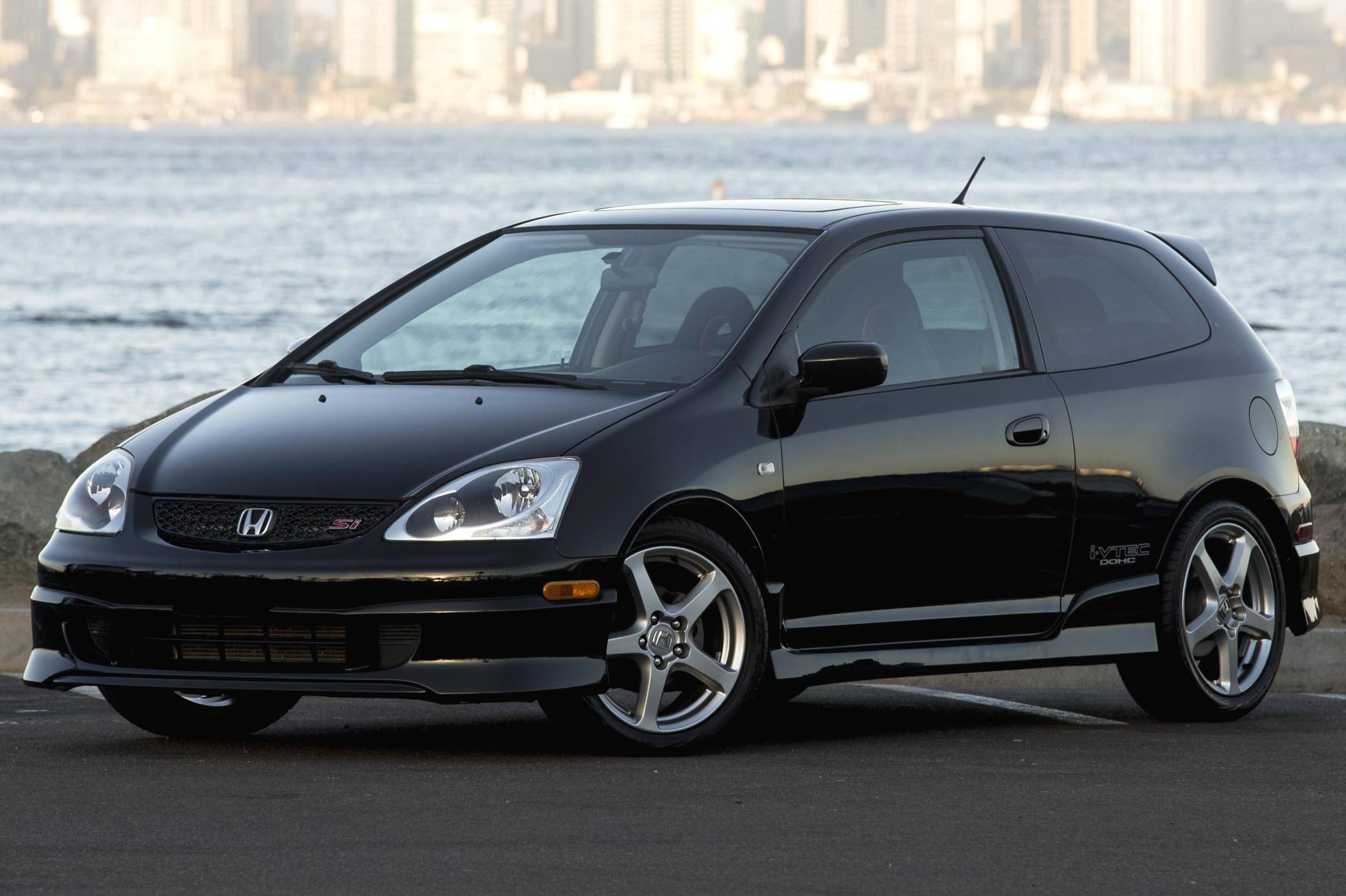 Honda Civic 2004 Interior