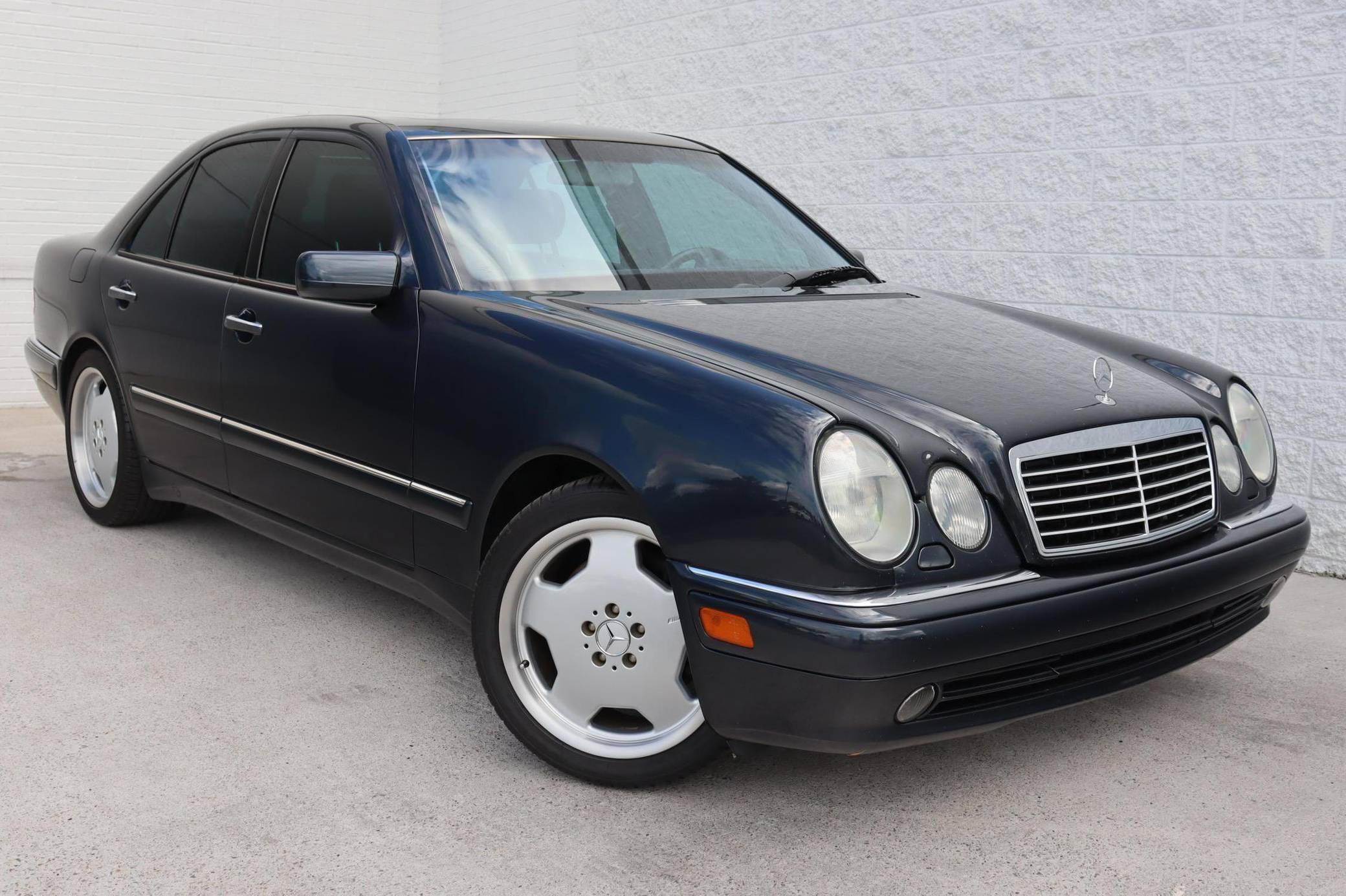 1999 Mercedes-Benz E55 AMG