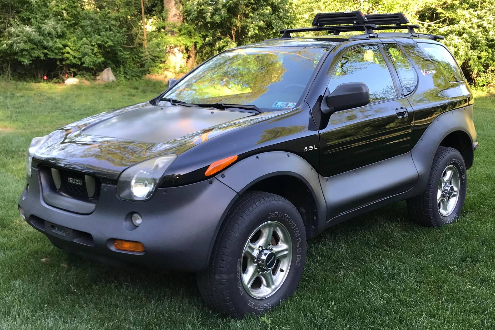 1999 Isuzu VehiCROSS