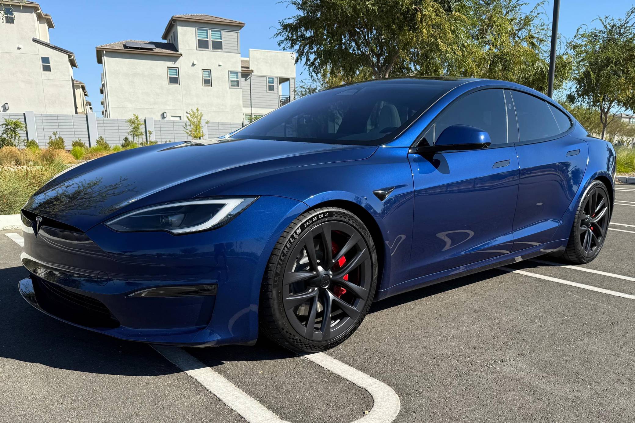 2023 Tesla Model S Plaid