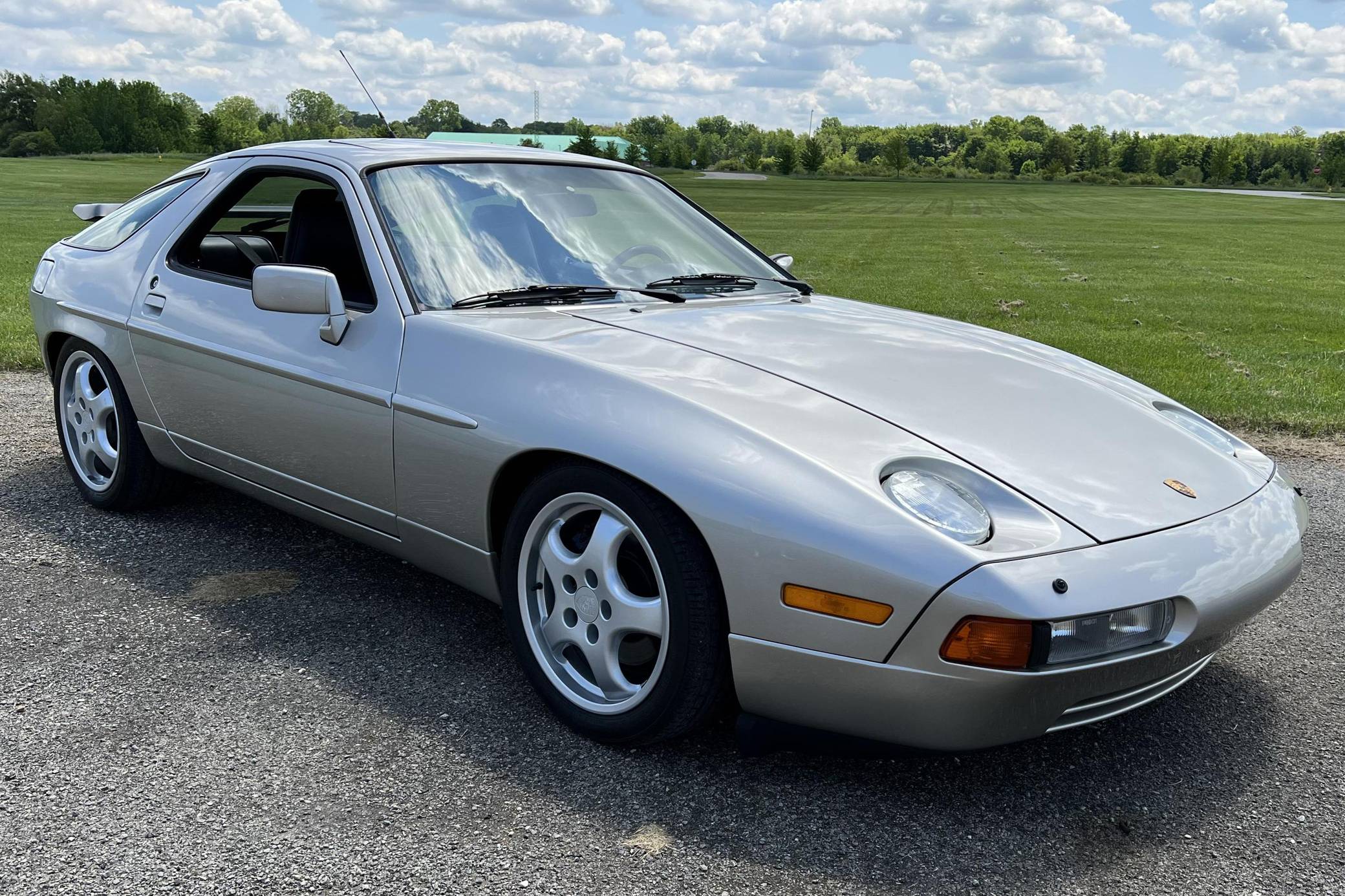 1989 Porsche 928 S4