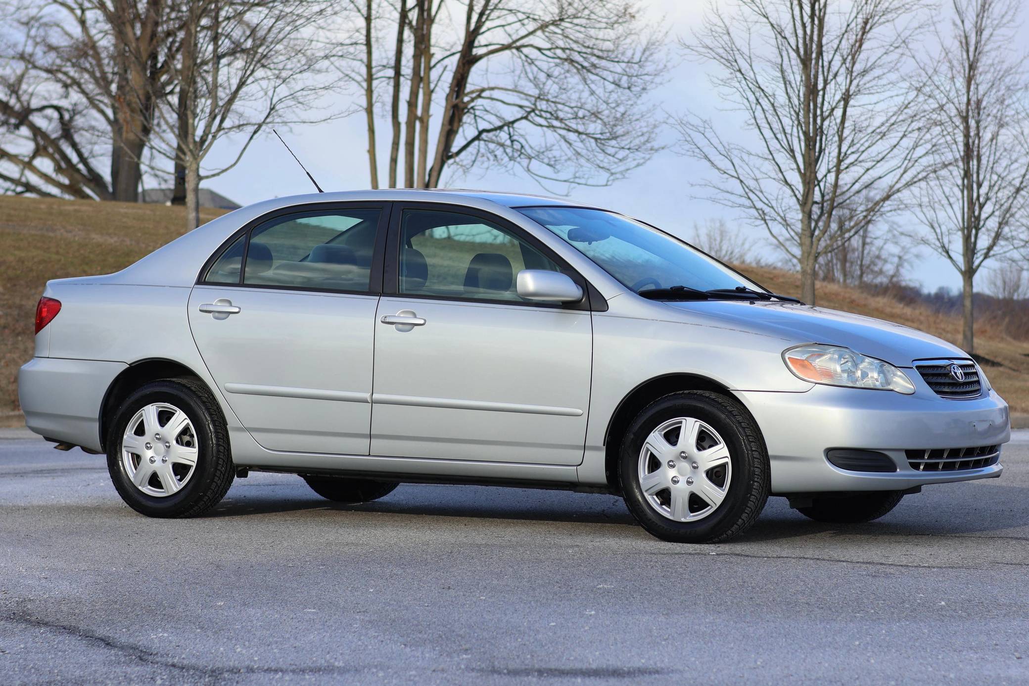 2005 Toyota Corolla LE