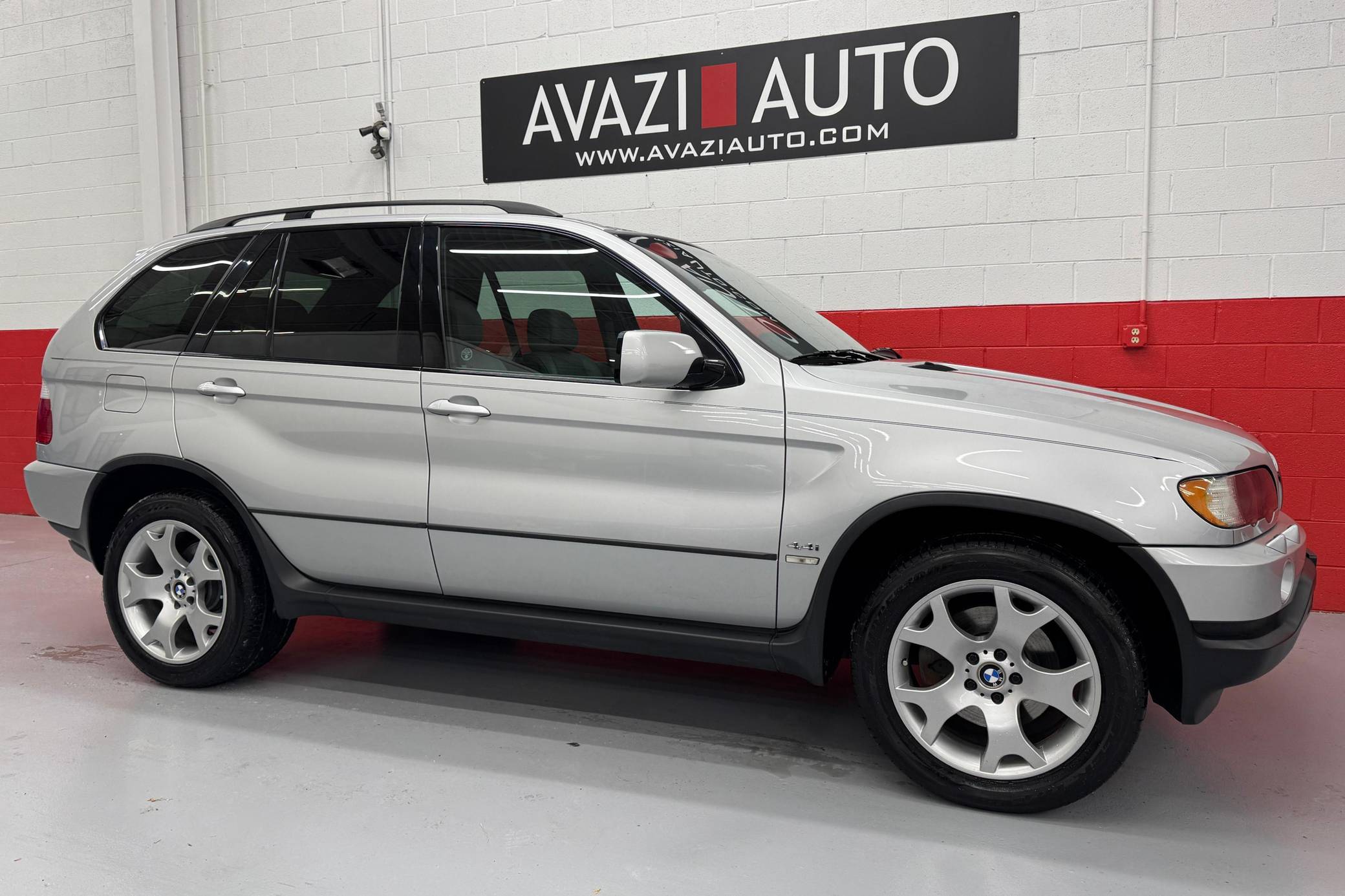 2000 BMW X5 4.4i VIN: WBAFB335XYLH05489 for Sale - Cars & Bids