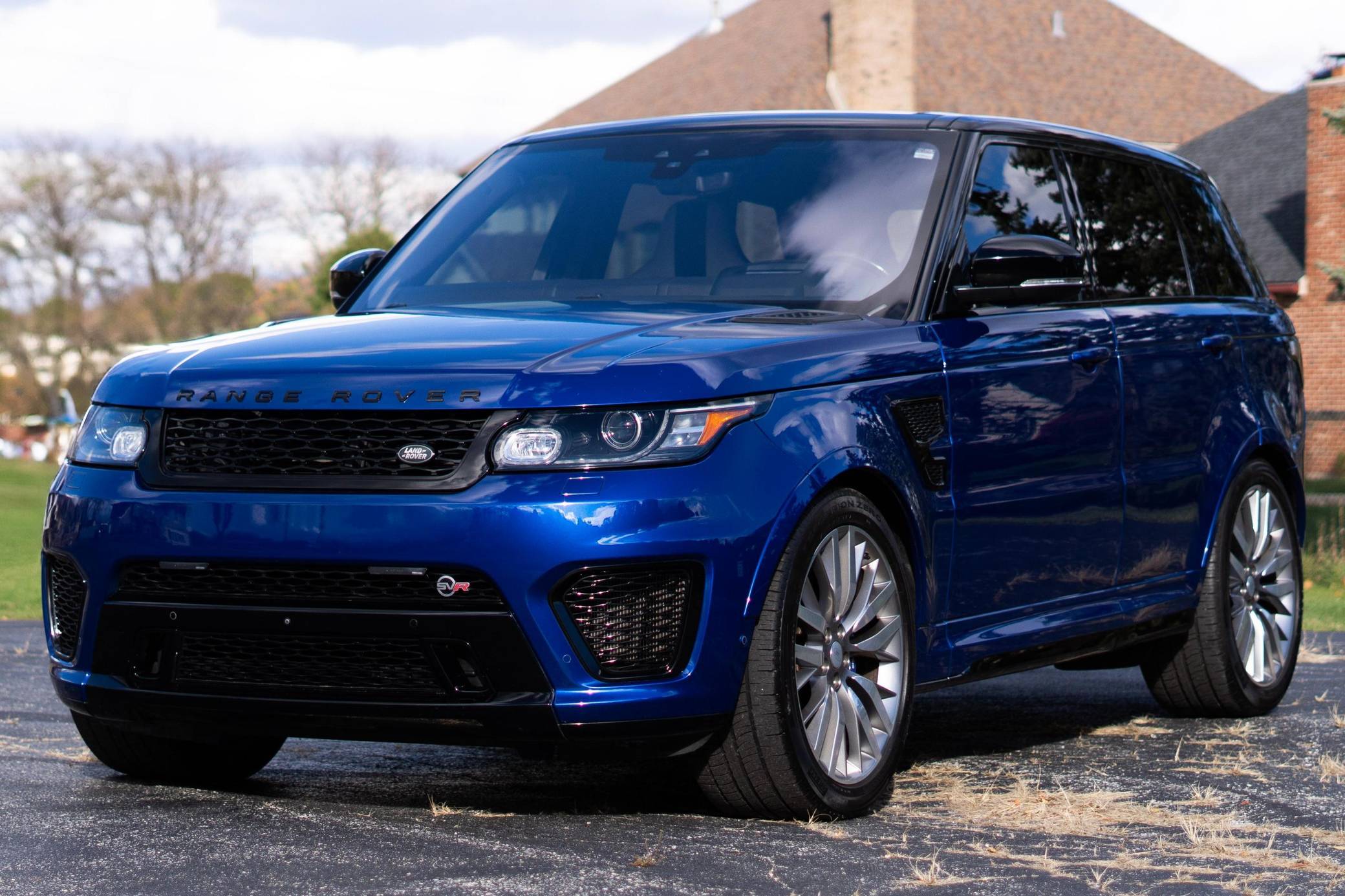 2017 Range Rover Sport SVR