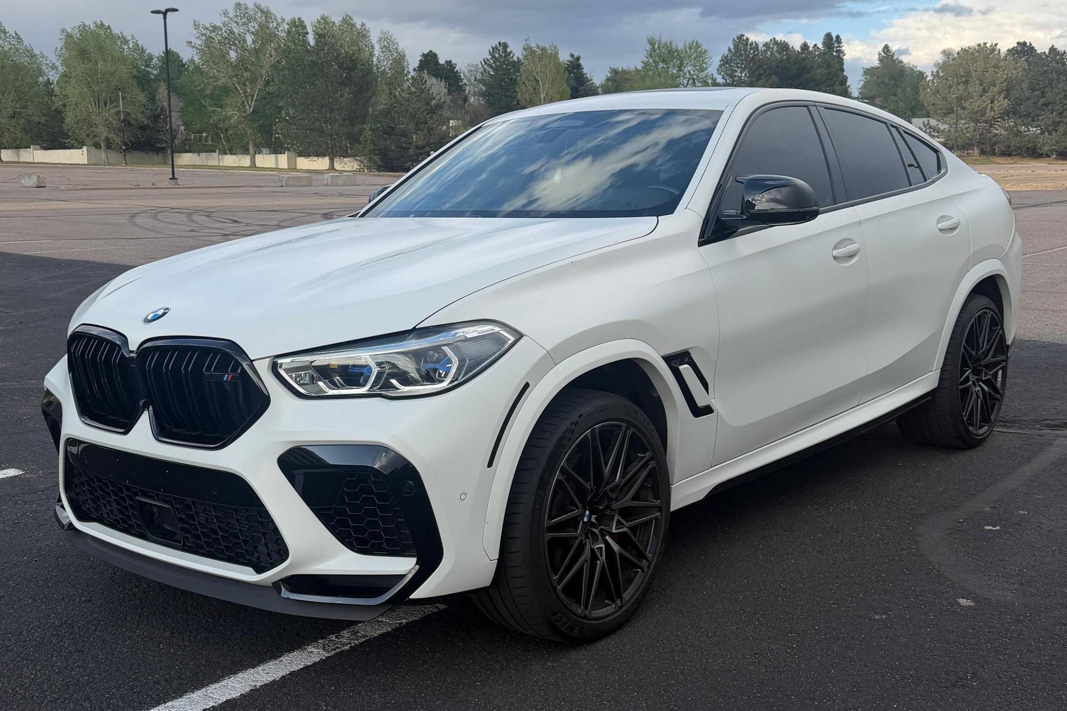 2021 BMW X6