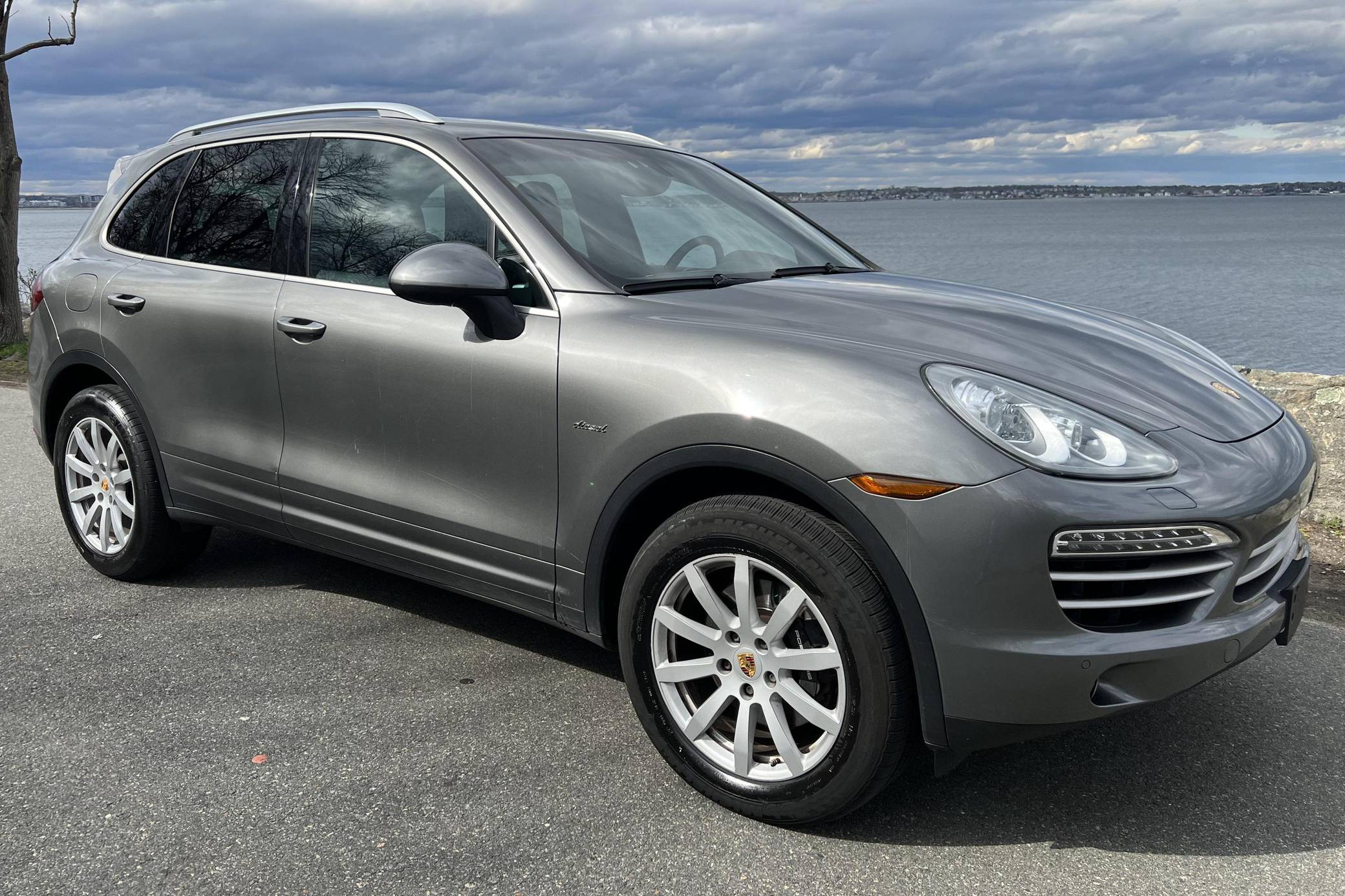 2014 Porsche Cayenne Diesel Platinum Edition