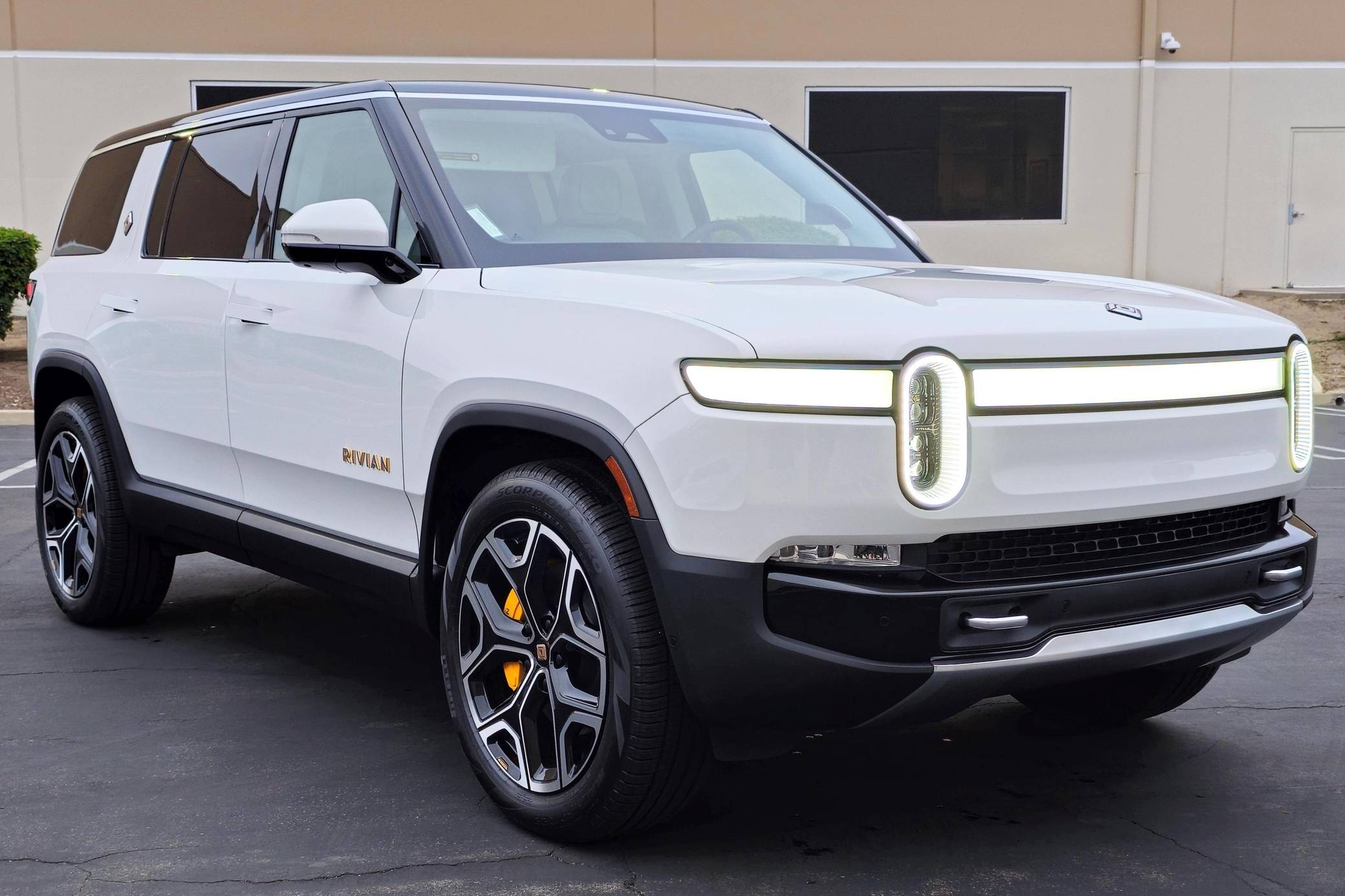 2023 Rivian R1S Launch Edition for Sale - Cars & Bids