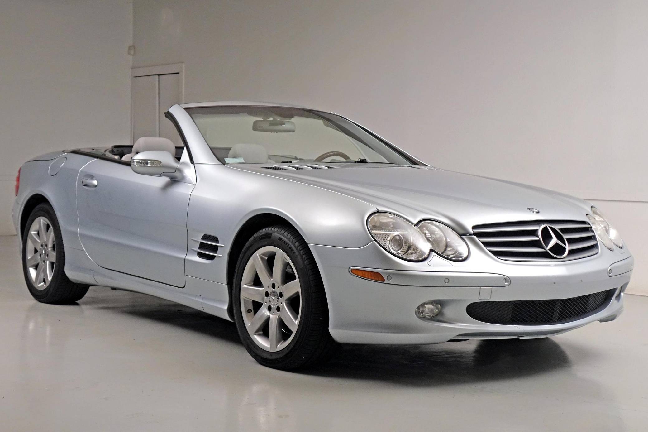 2003 mercedes sl500 store front bumper