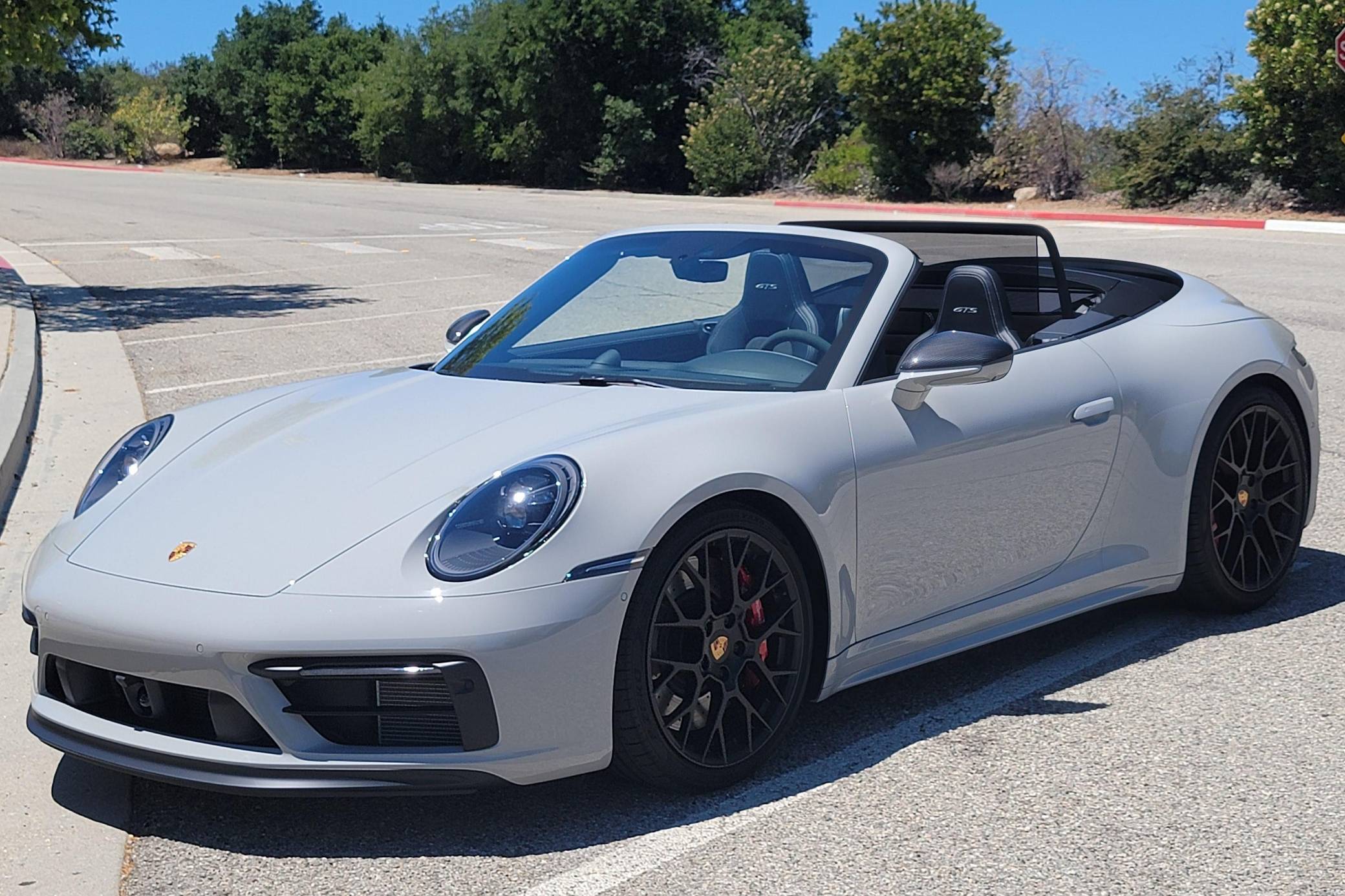 【SPARK】Porsche911 Carrera GTS Cabriolet Spark 1:18 Porsche 911 Carrera GTS Cabriolet (992) America