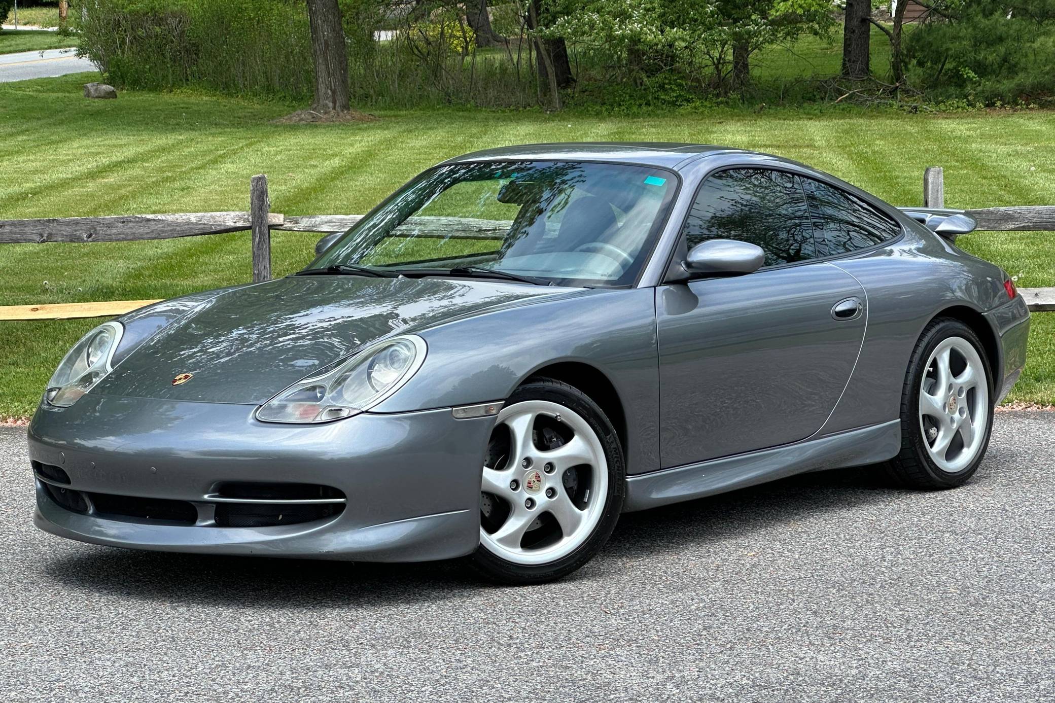 2001 Porsche 911 Carrera Coupe