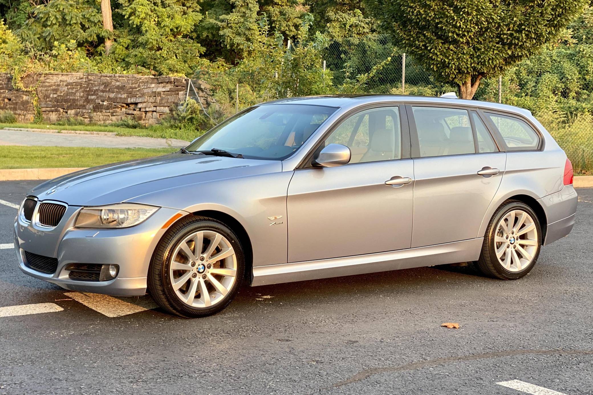 2010 BMW 328i xDrive Sports Wagon