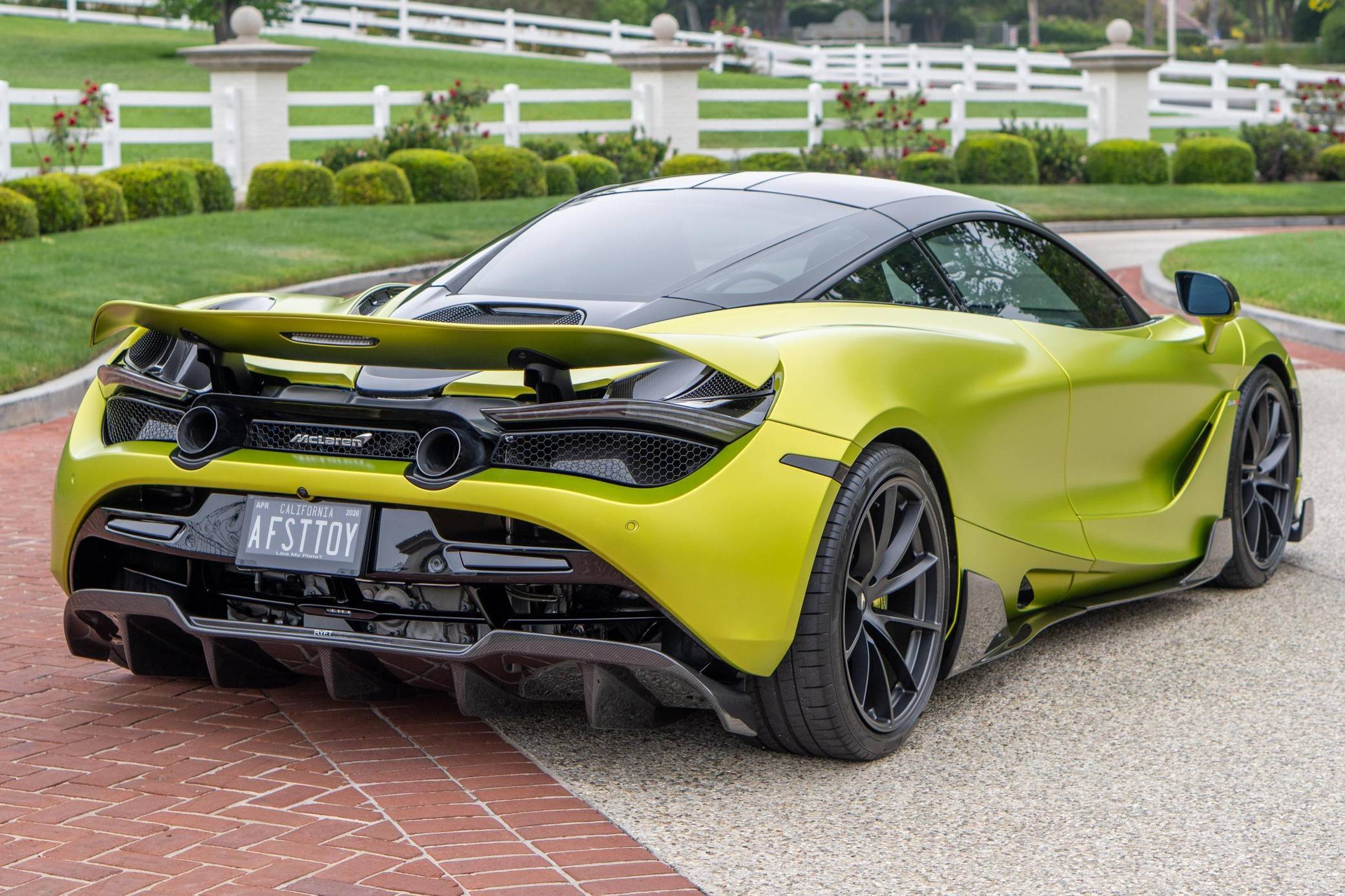 2022 McLaren 720S Performance 4