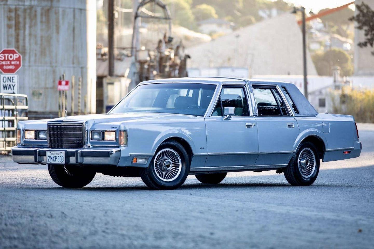 1989 Lincoln Town Car