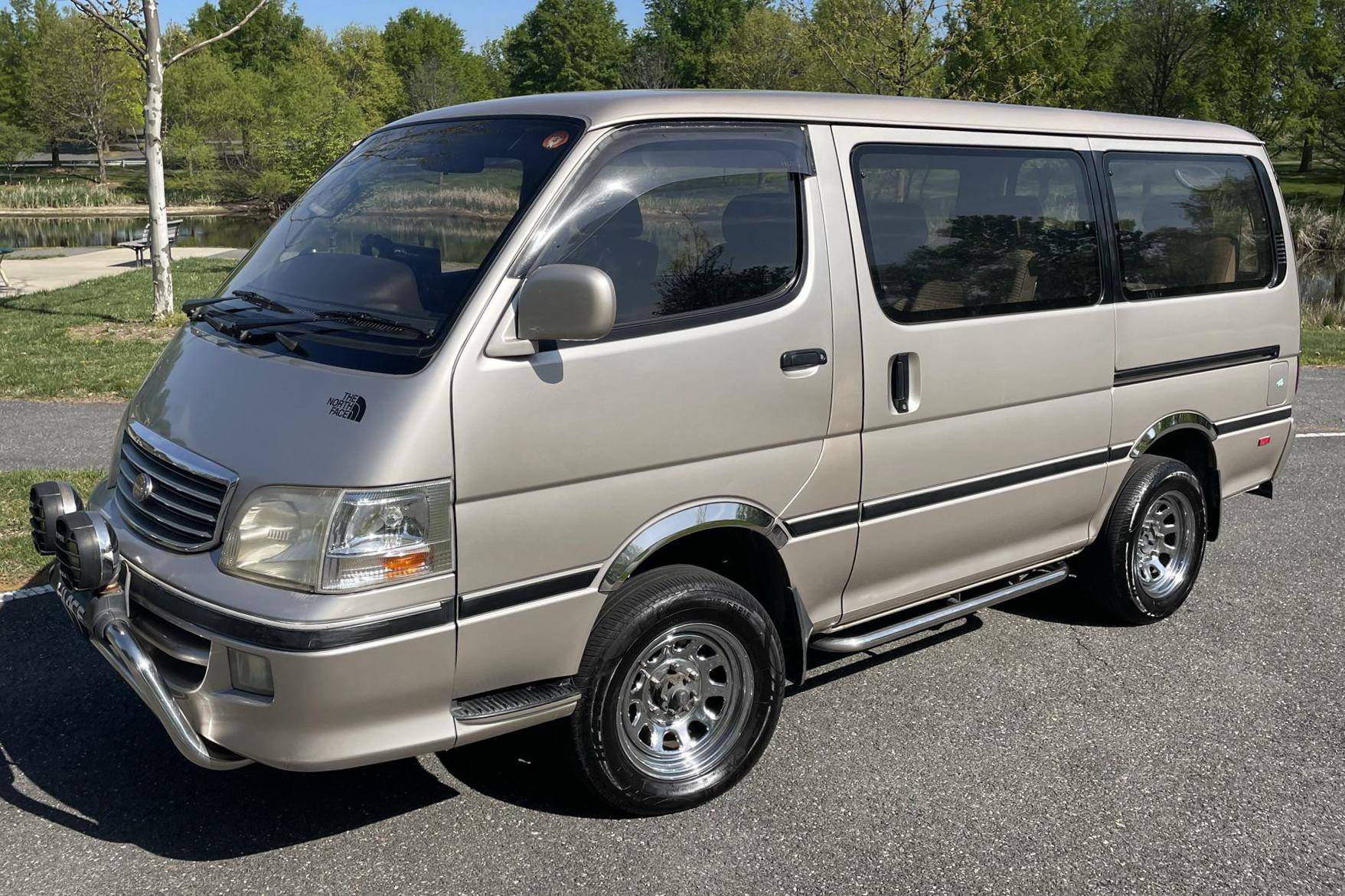 1995 Toyota HiAce Super Custom 4WD