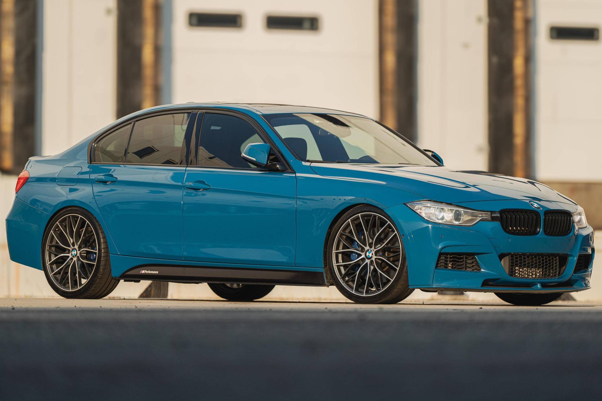 Standard Hood Fender & Mirror Kit | BMW 3 SERIES SEDAN 335 M SPORT 2014