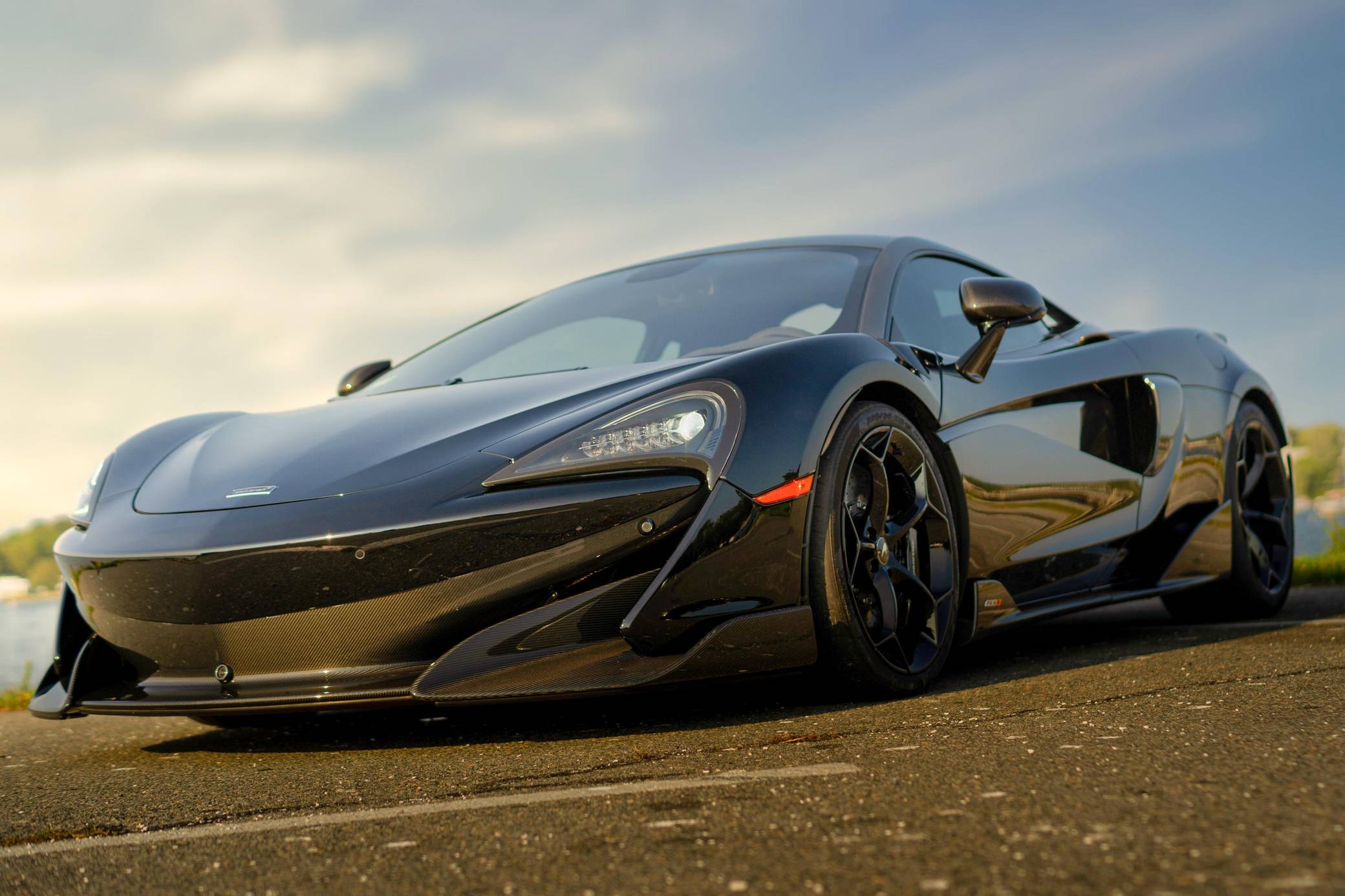 2019 McLaren 600LT photo 12