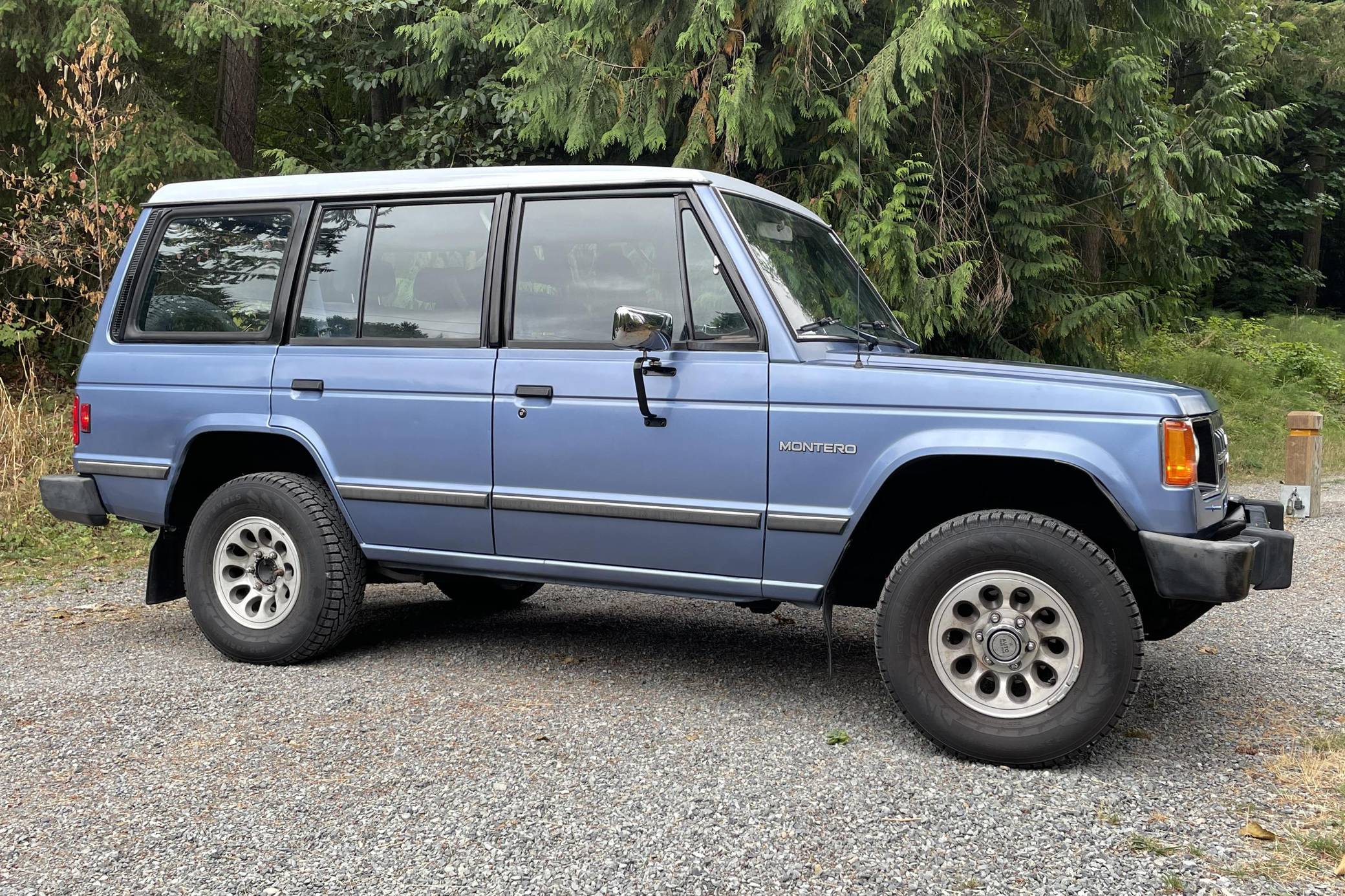 1990 Mitsubishi Montero 4x4 For Sale - Cars & Bids