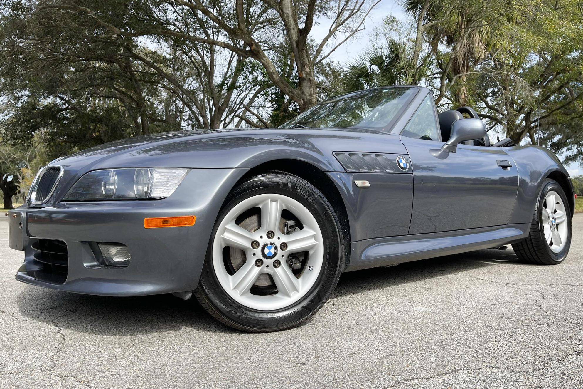 2000 BMW Z3 2.3i