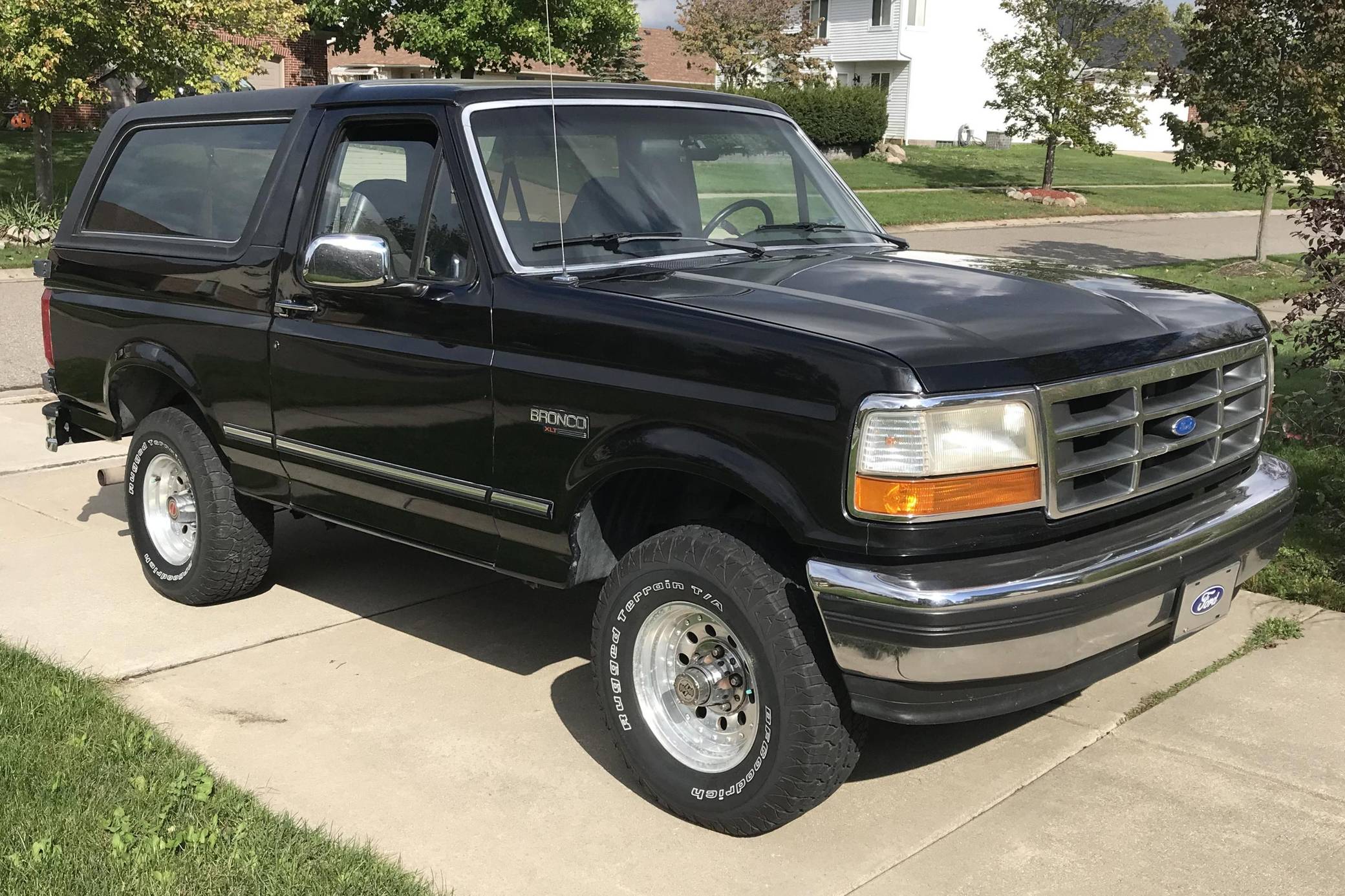 1993 Ford Bronco XLT for Sale - Cars & Bids