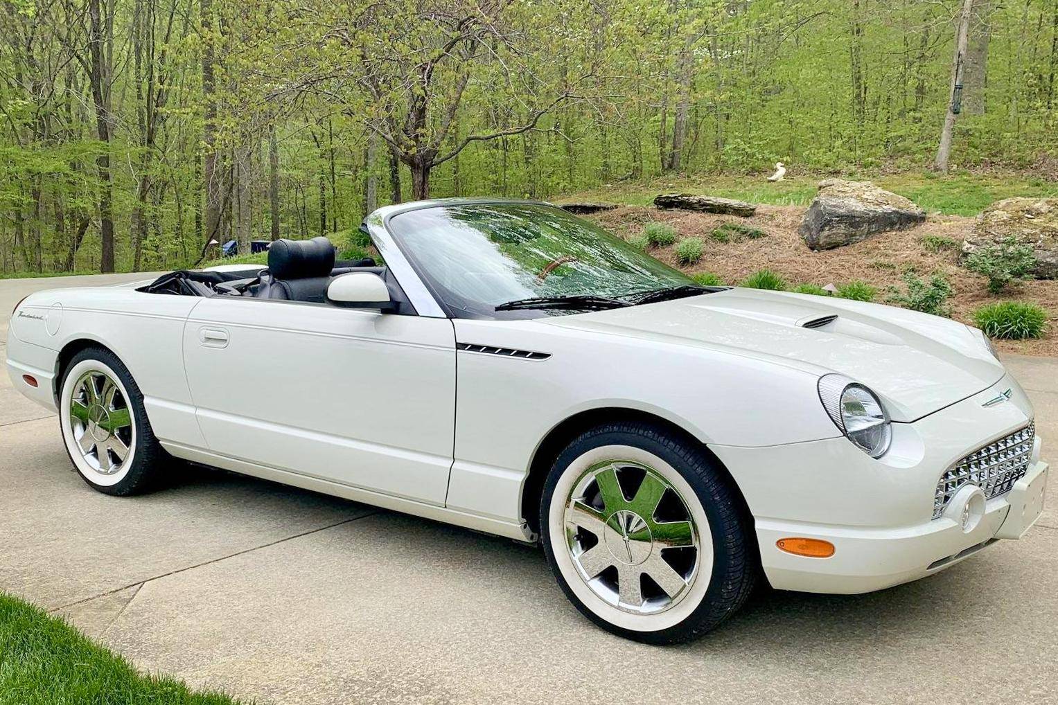bird whiteページ 2002 Ford Thunderbird | Classic Cars for Sale - Streetside