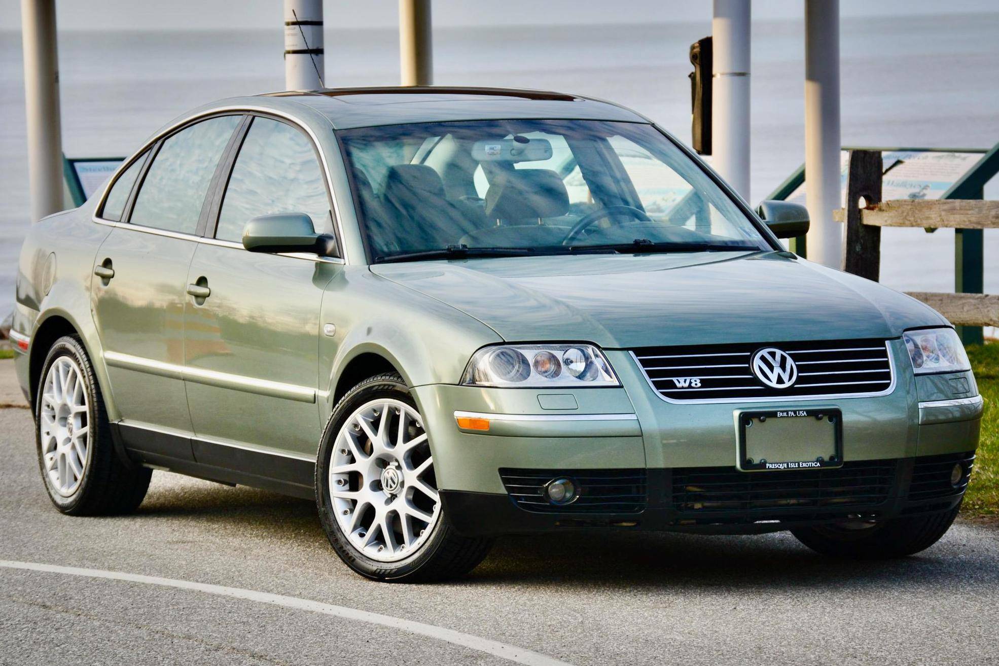 2003 Volkswagen Passat W8 Sedan