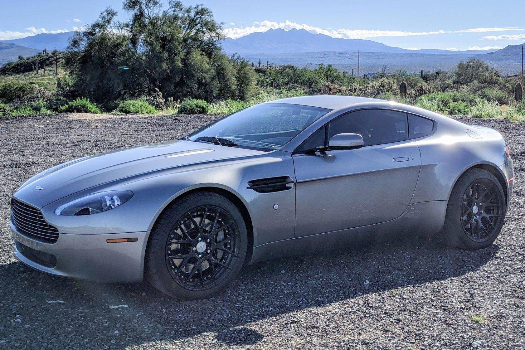 2007 Aston Martin V8 Vantage auction - Cars & Bids