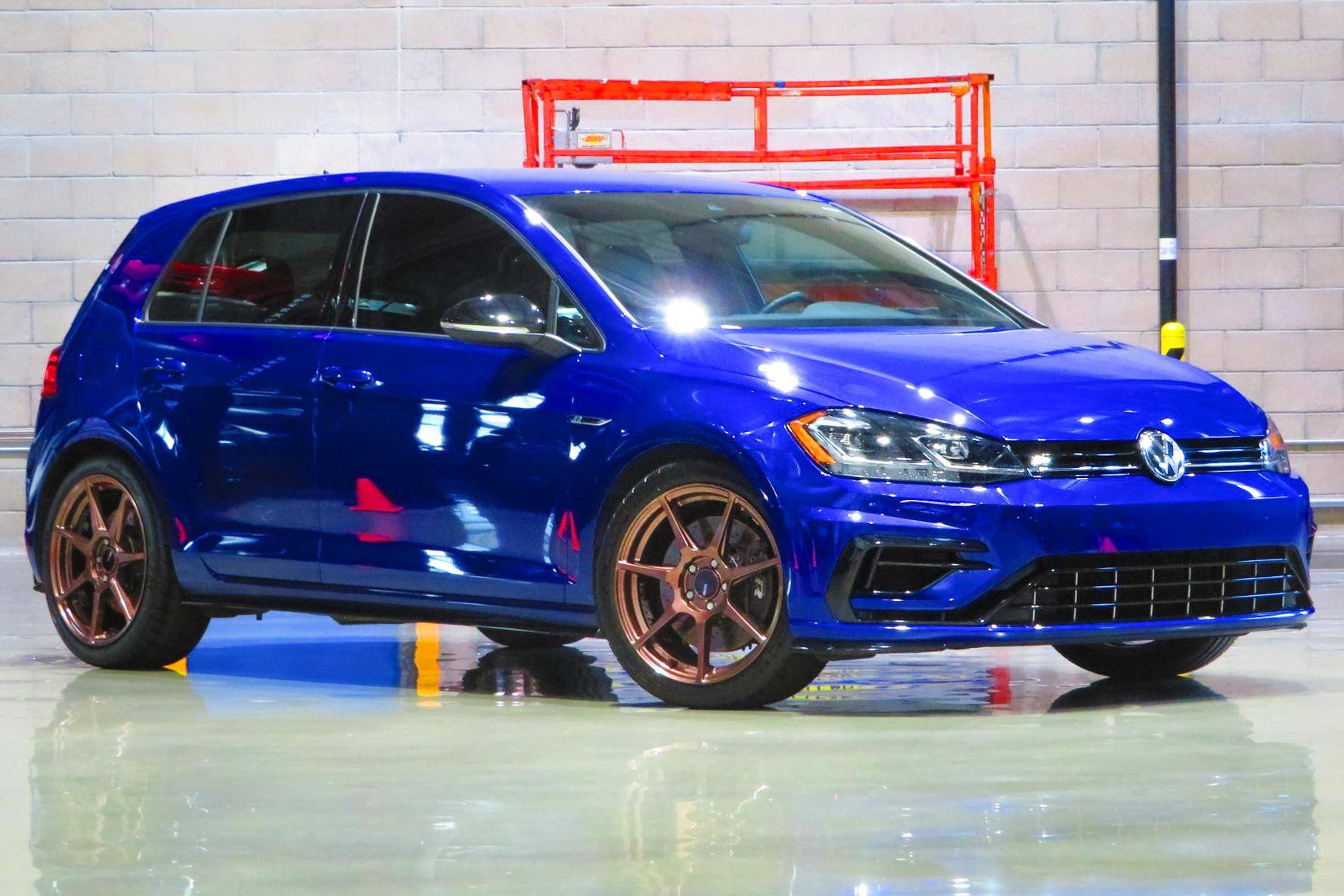 2019 Volkswagen Golf R