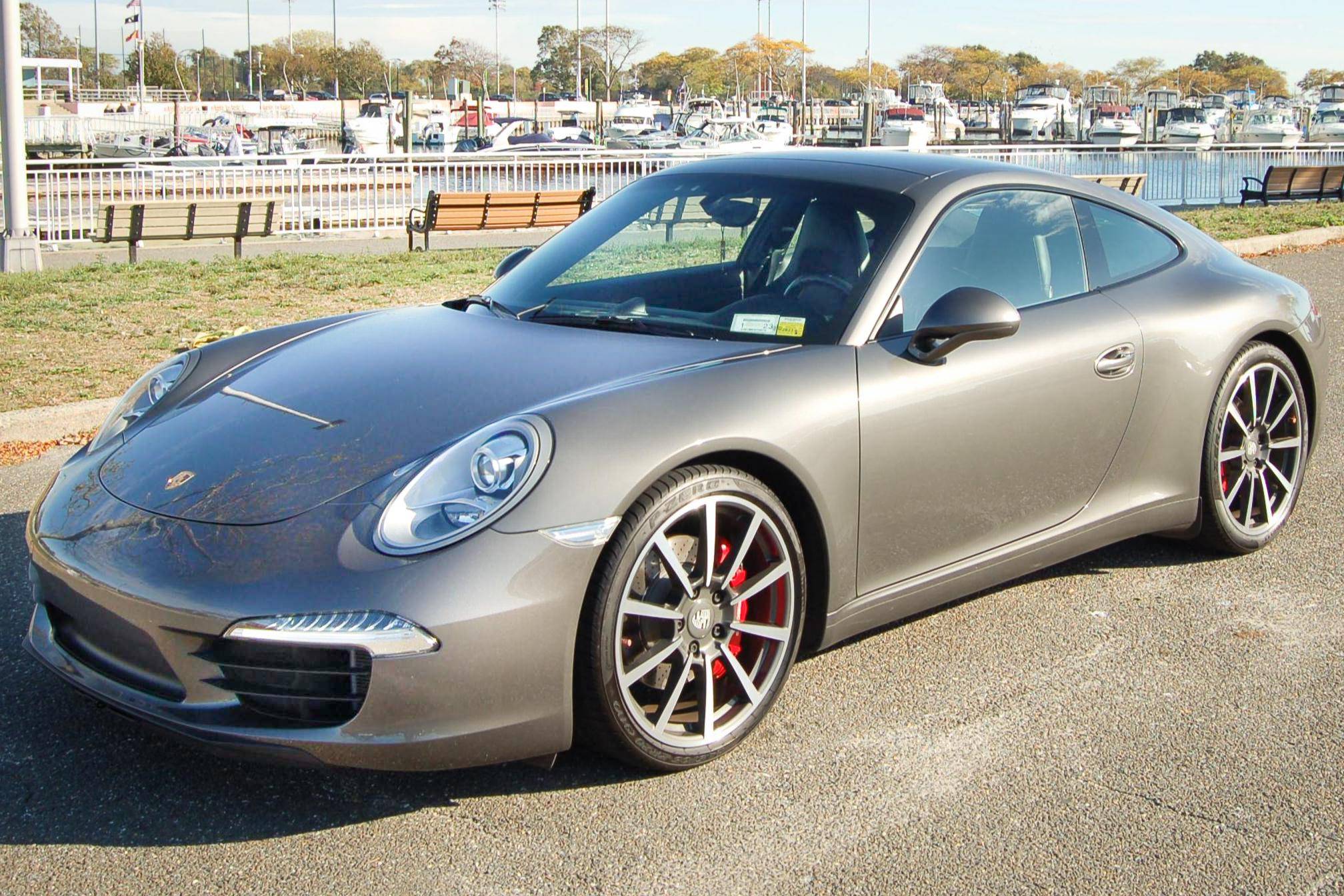 2014 porsche store carrera 911