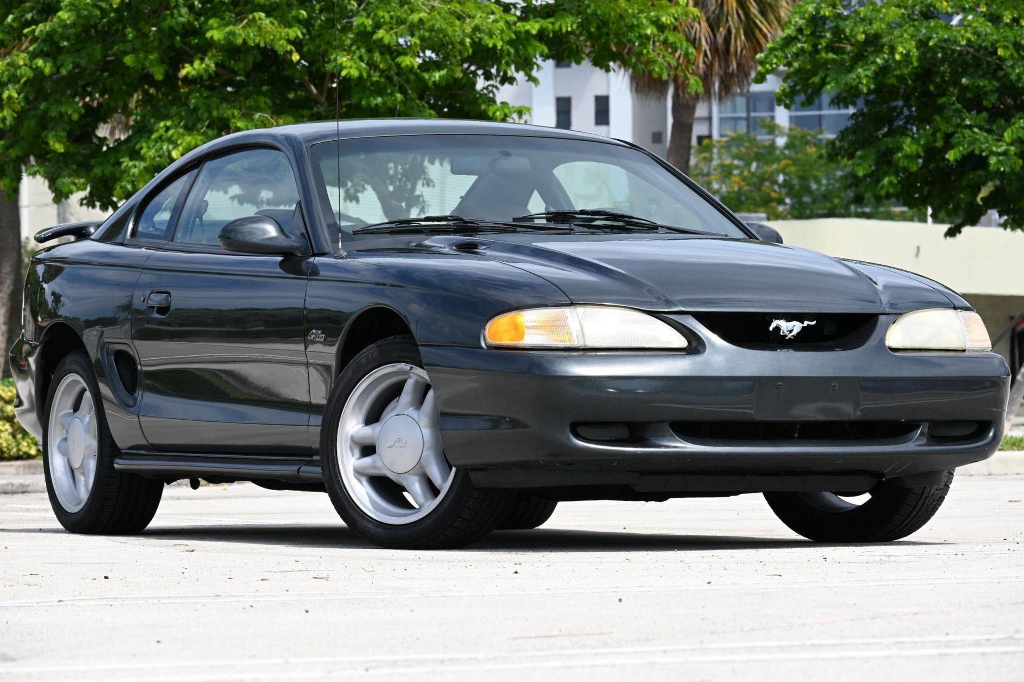 1998 Ford Mustang GT Coupe