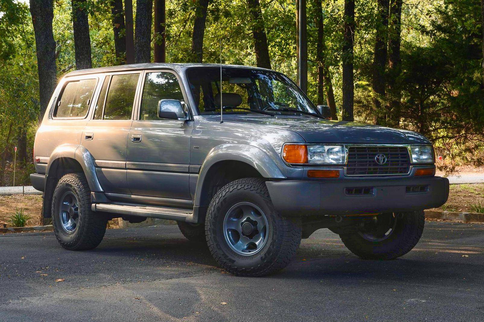 1997 Toyota Land Cruiser auction - Cars & Bids