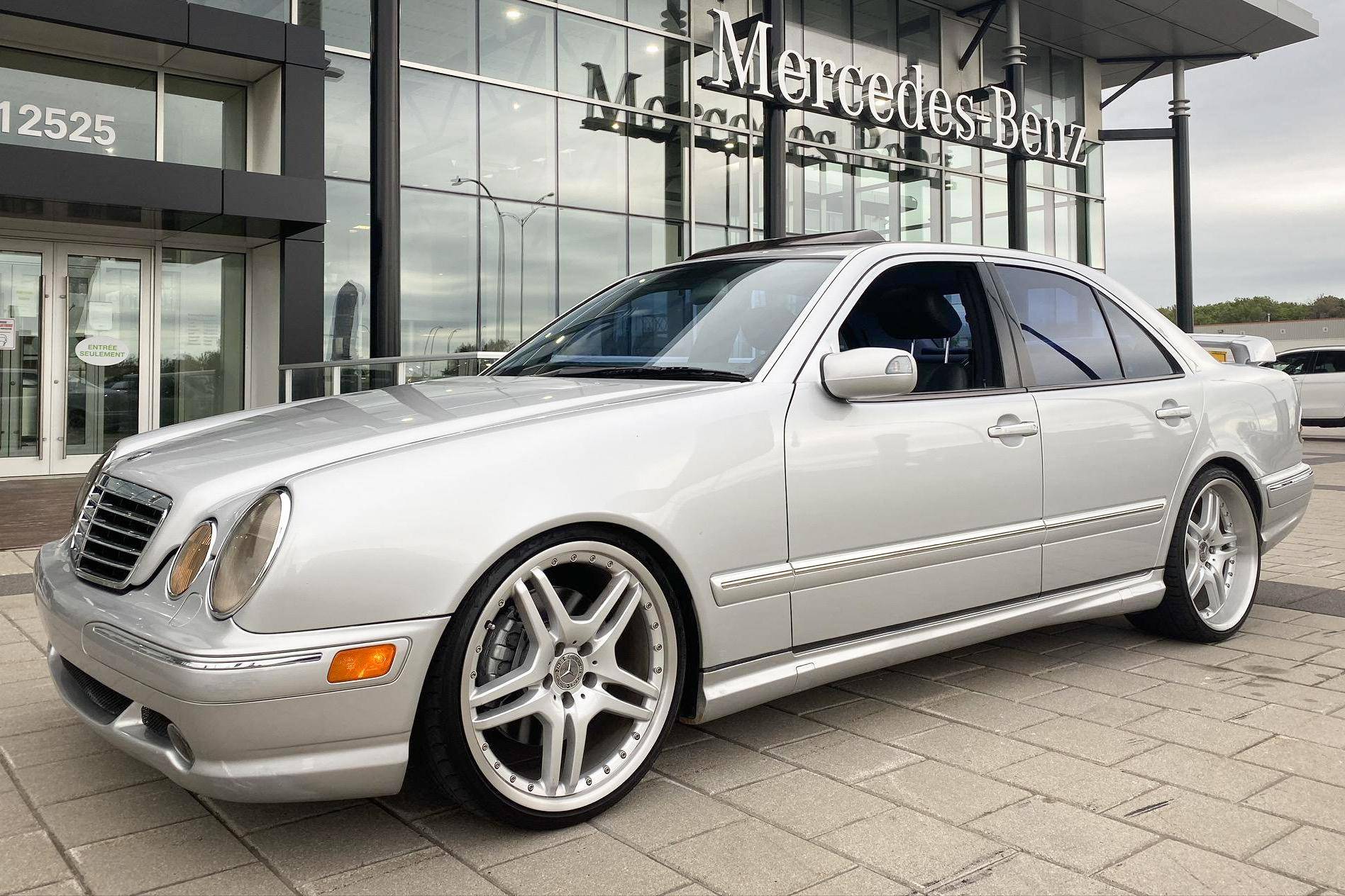 2000 Mercedes-Benz E55 AMG