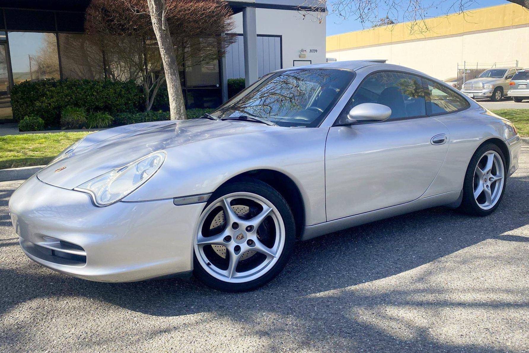 2003 Porsche 911 Carrera Coupe