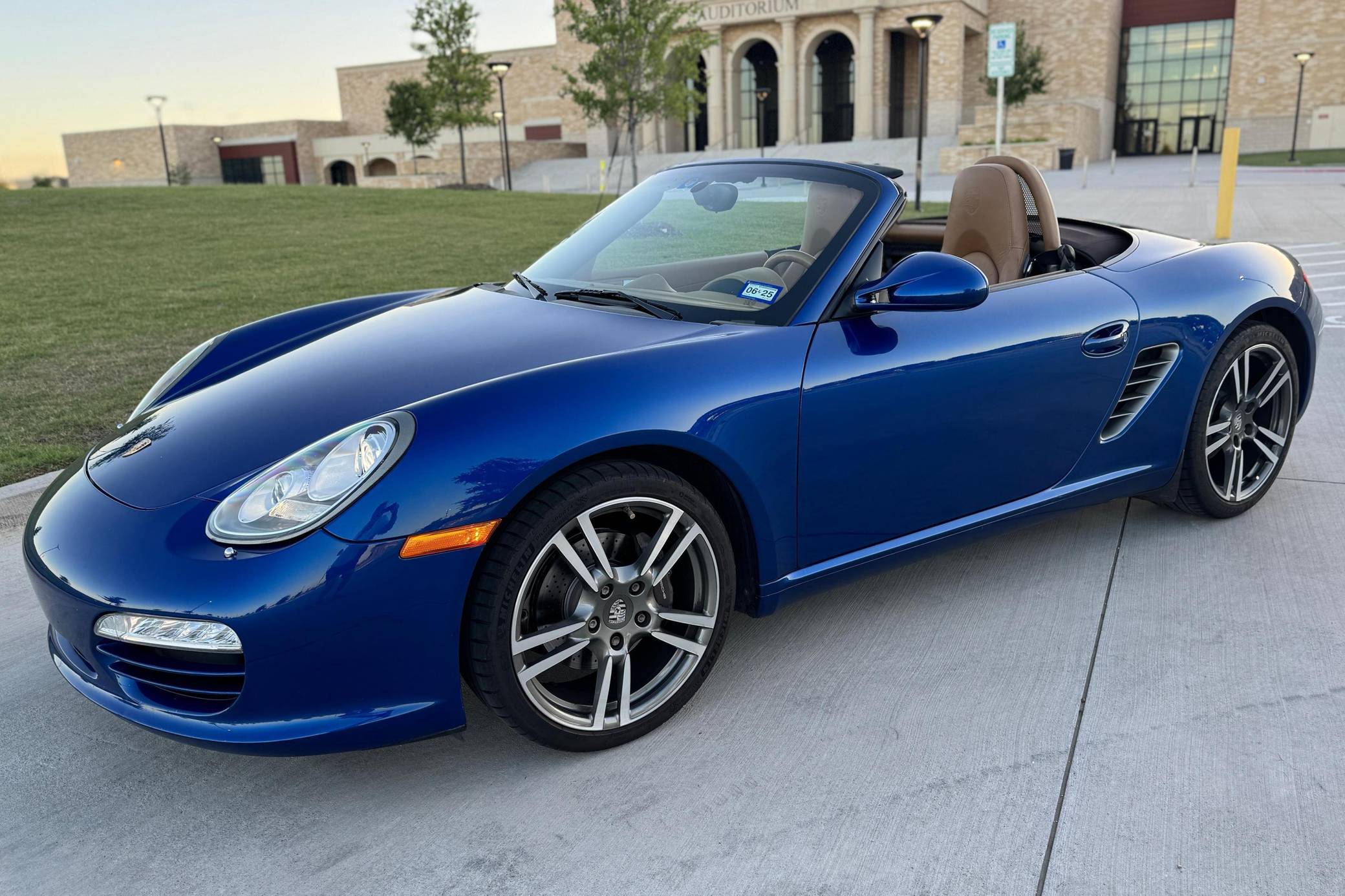 2011 Porsche Boxster VIN: WP0CA2A81BU710272 for Sale - Cars & Bids