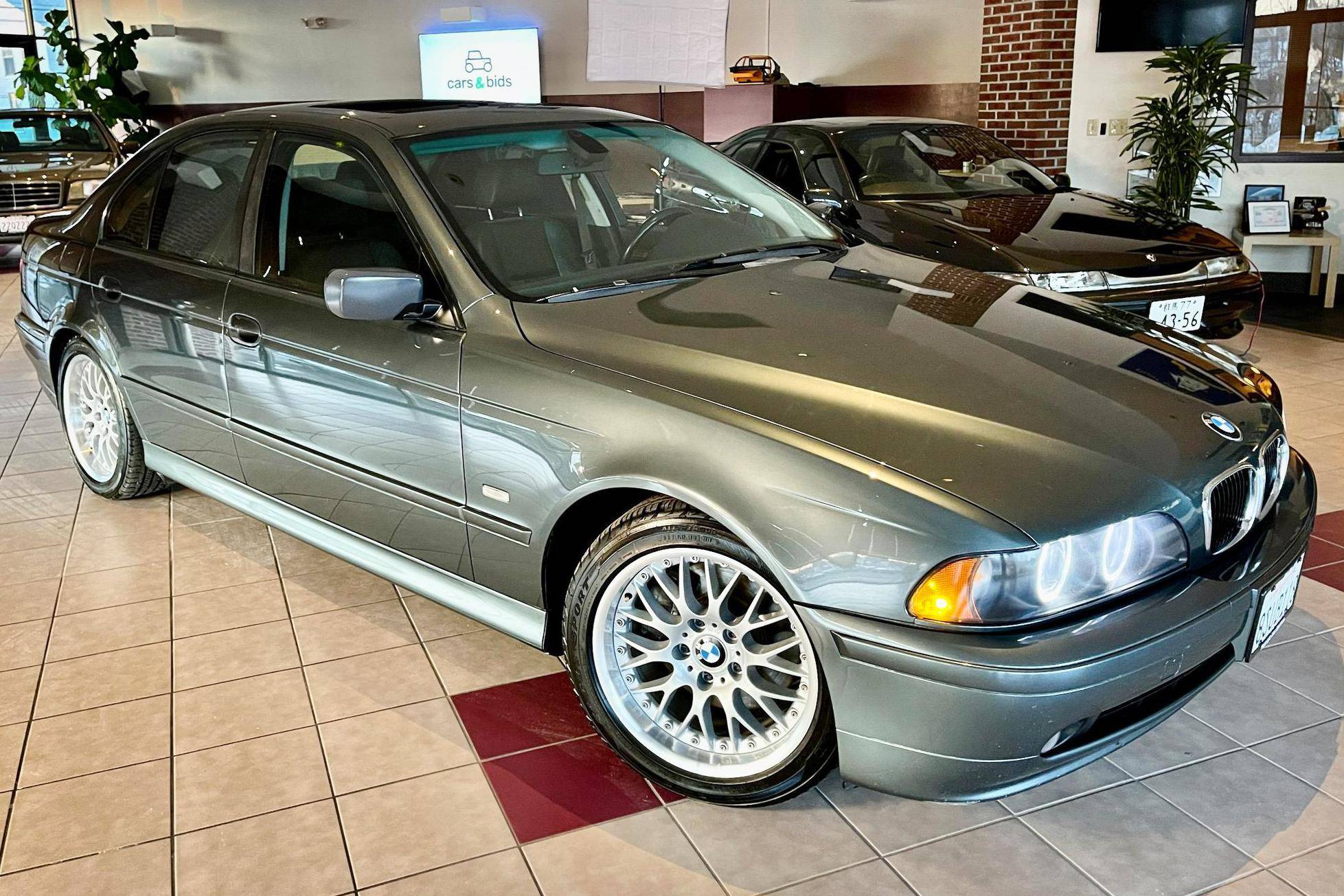 2003 BMW 530i Sedan