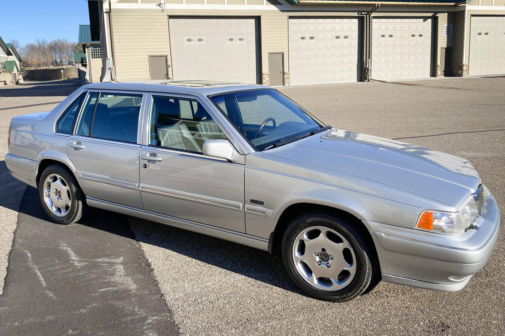 1998 Volvo S90