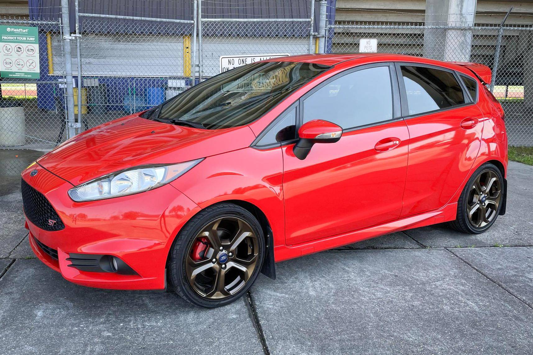 2014 Ford Fiesta ST auction - Cars & Bids