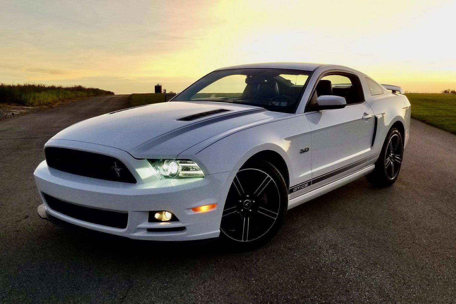 2014 Ford Mustang GT/CS Coupe