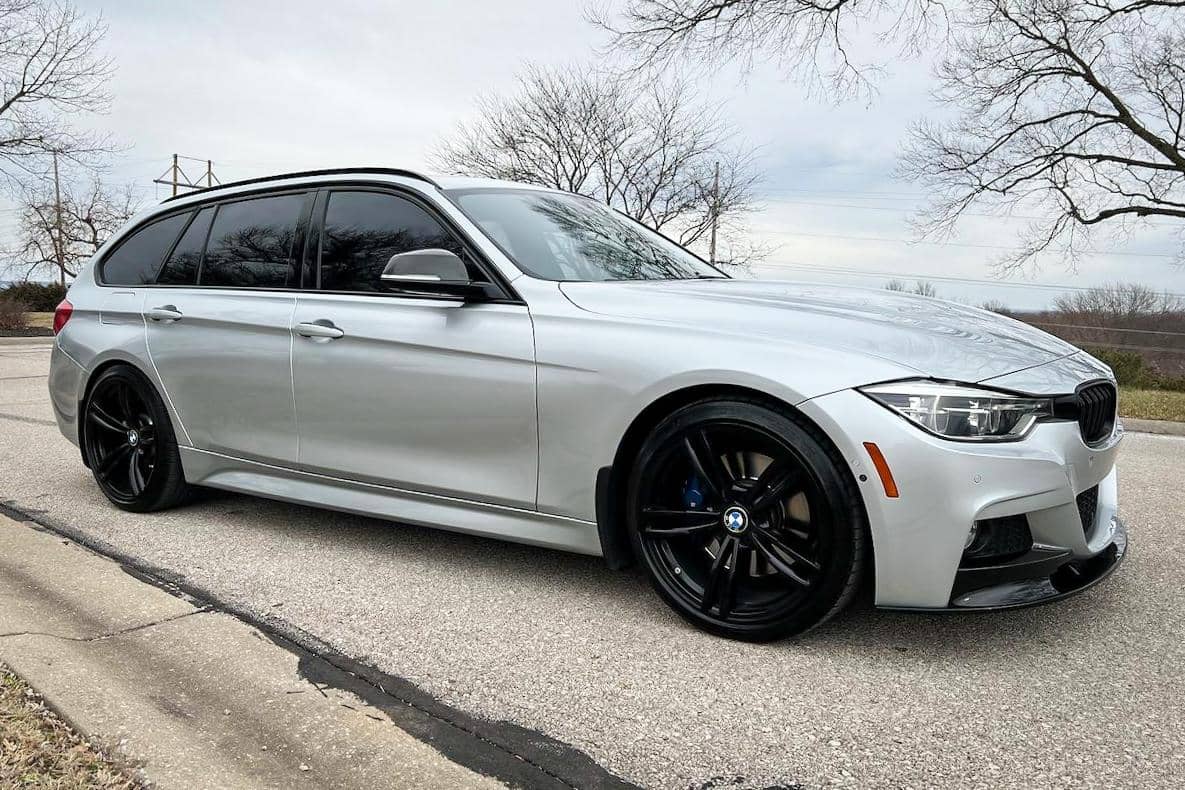 2017 BMW 330i xDrive Sports Wagon