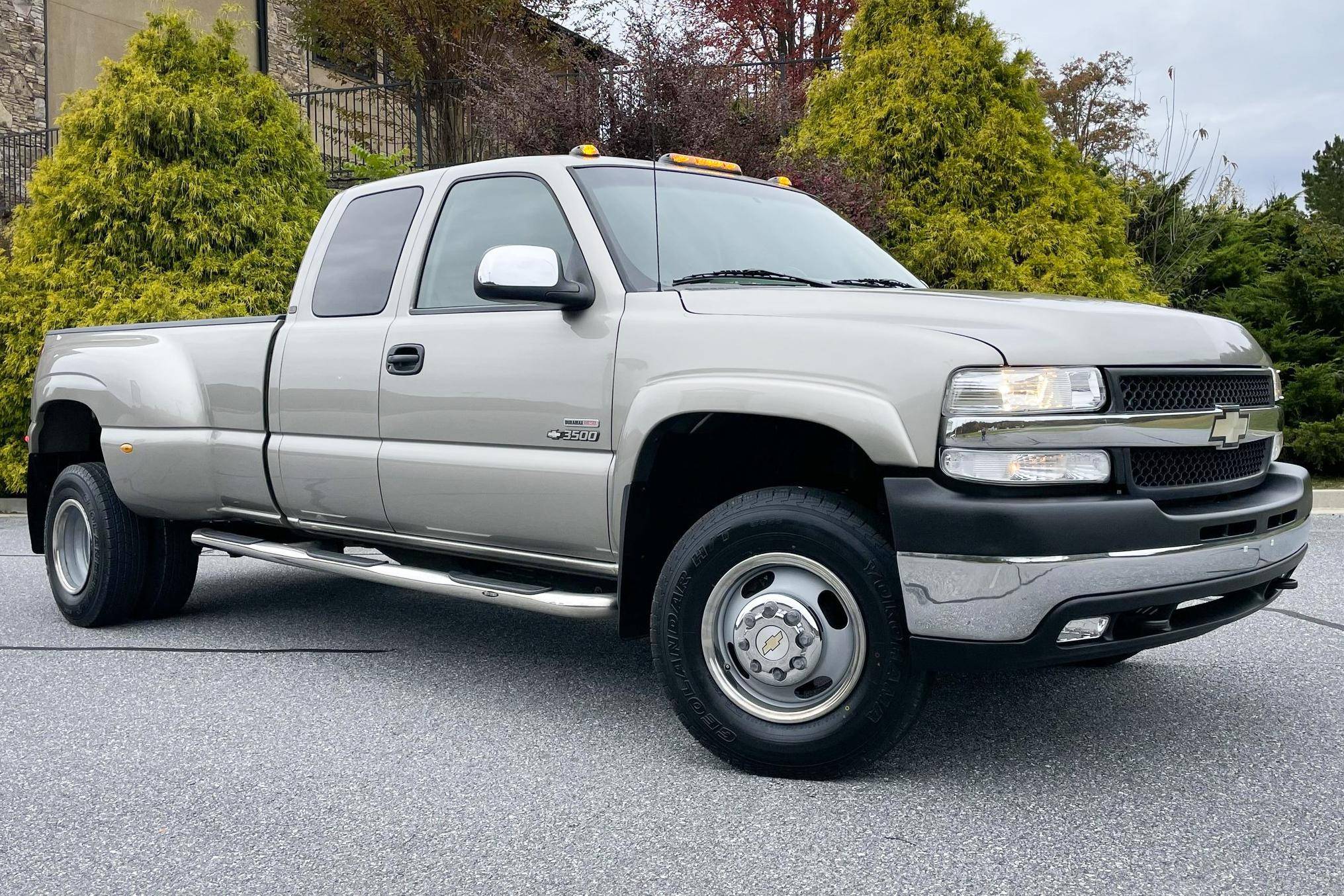 2001 Chevrolet Silverado 3500 HD LS 4x4