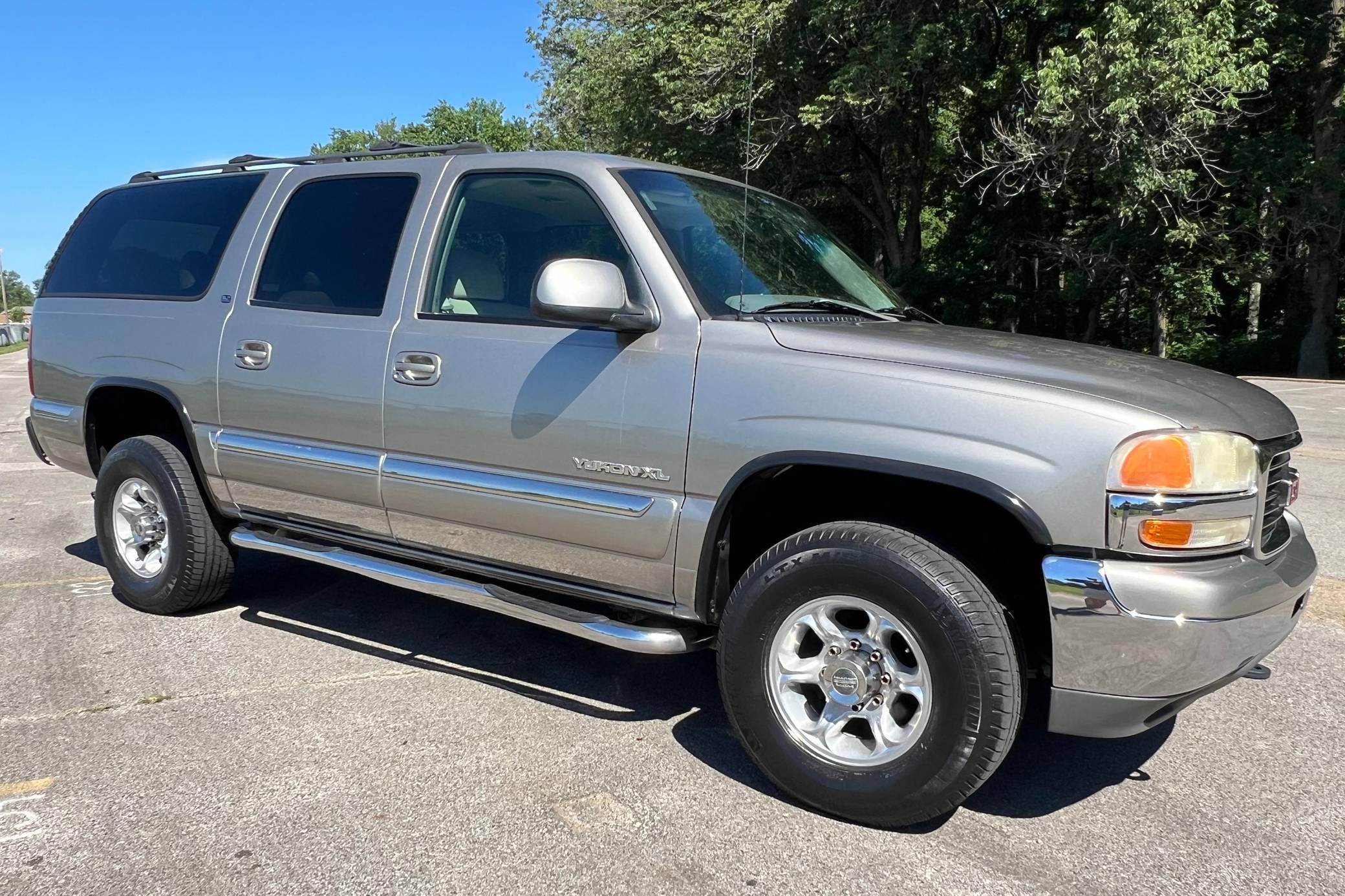 2001 GMC Yukon XL 2500 SLT 4x4