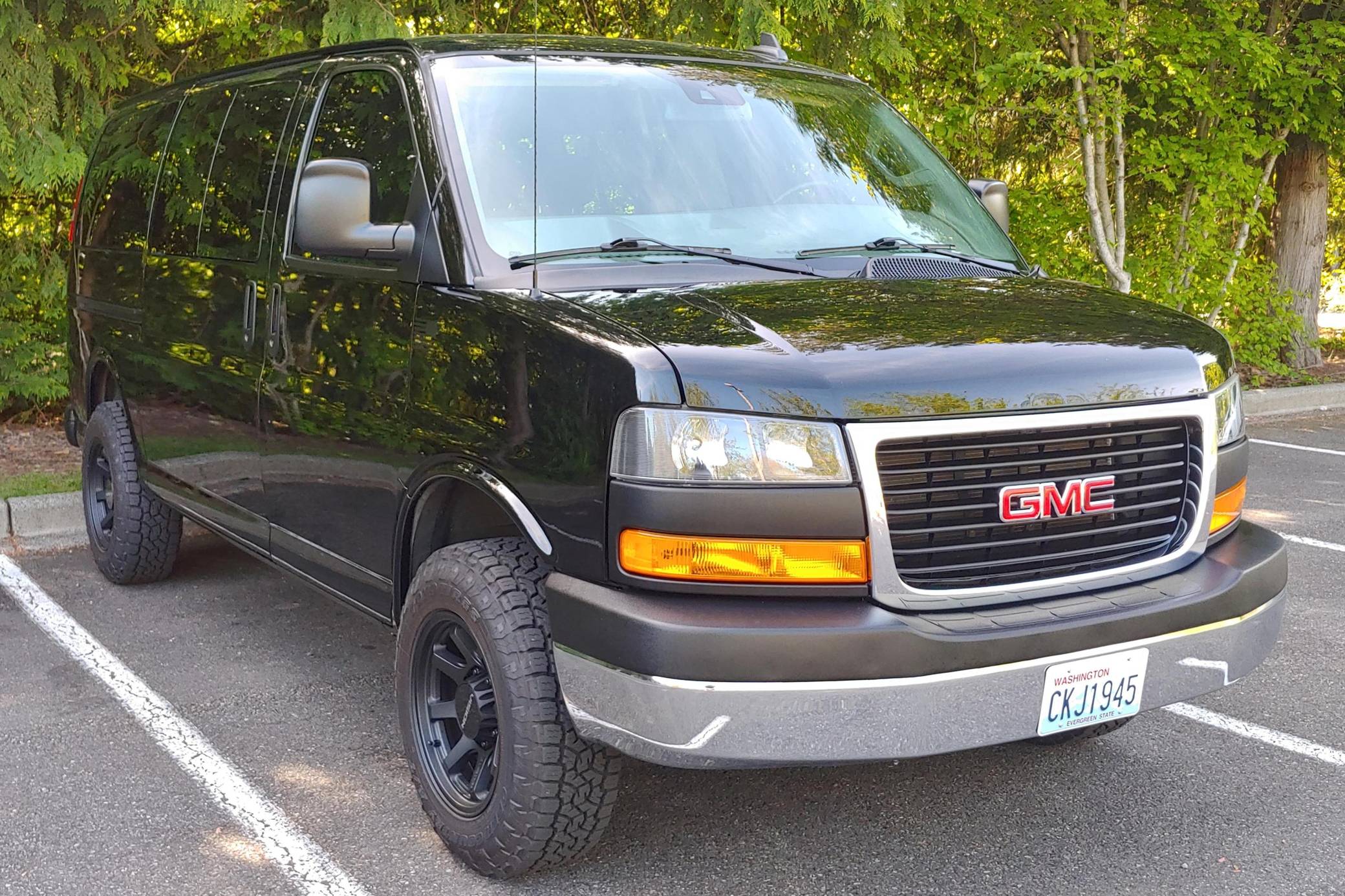 2019 GMC Savana G2500 LT 4x4