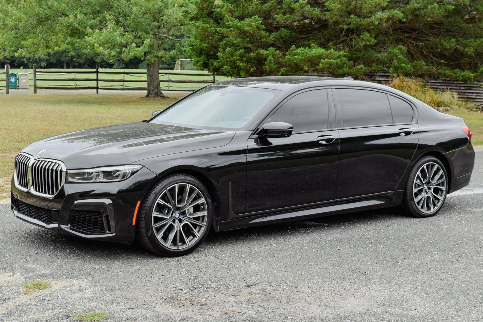 2020 BMW 740i