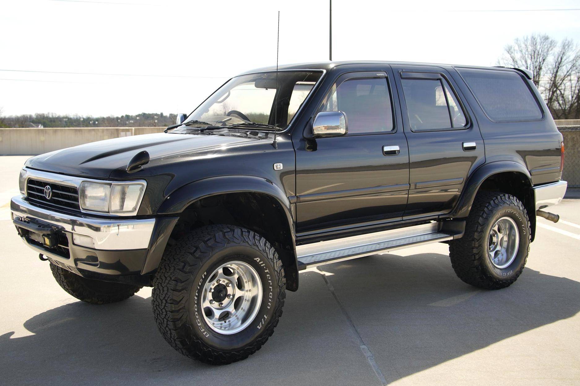 Sui Significativo Insatisfecho 1994 Toyota Hilux Surf SSR-X 3.0 Wide 4x4 for Sale - Cars & Bids