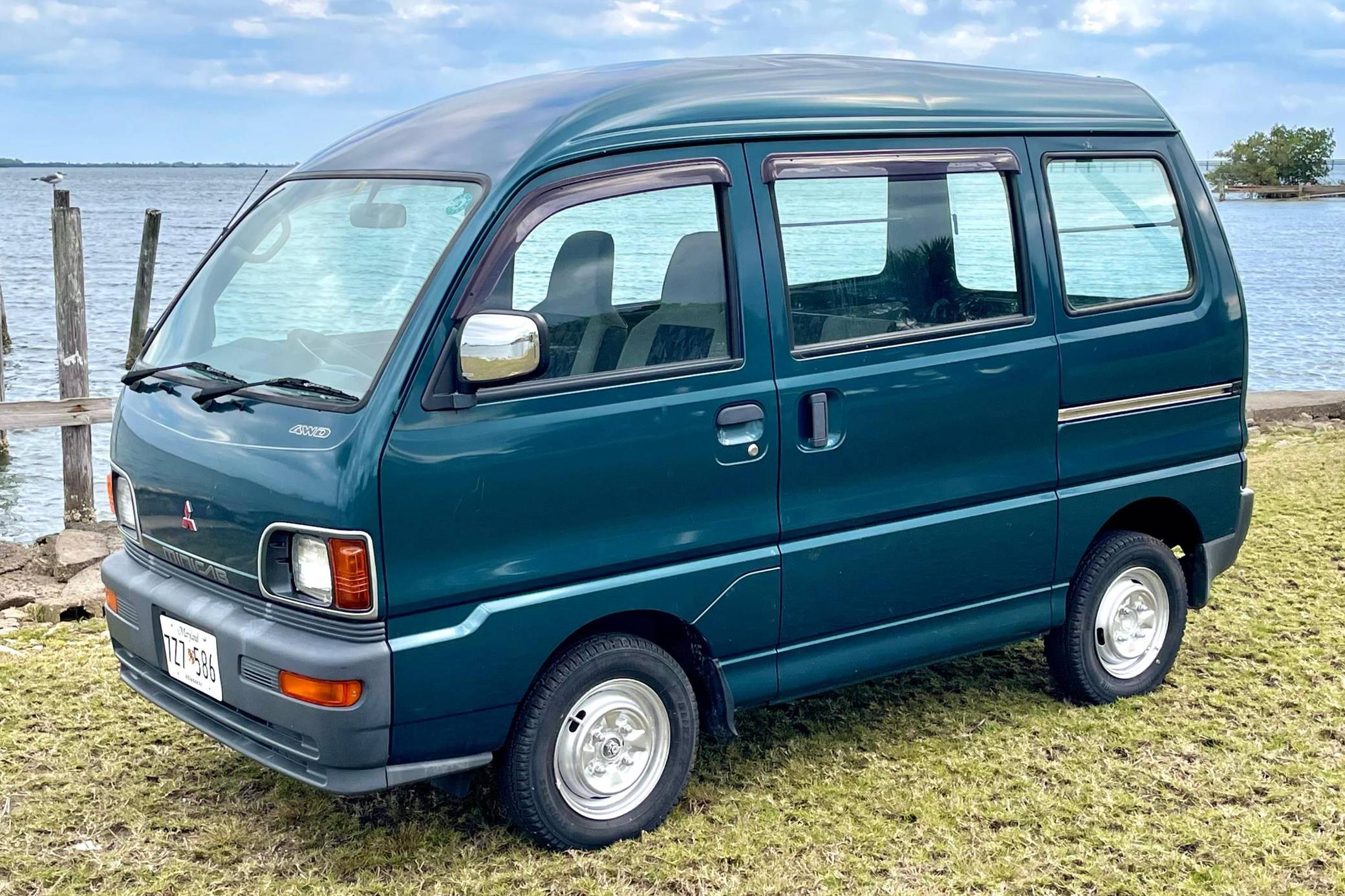 1996 Mitsubishi Minicab 4WD