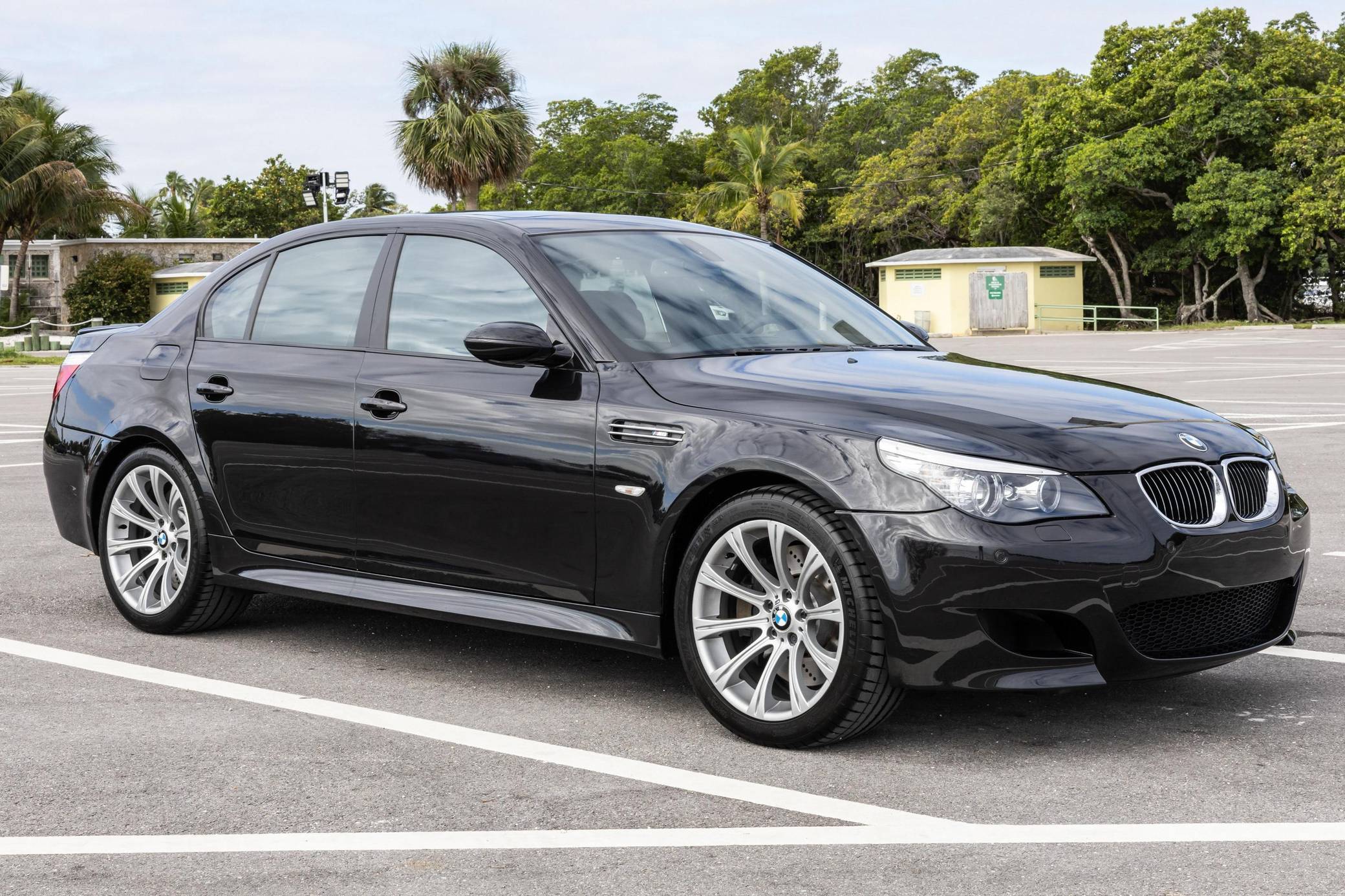 2006 BMW E60 M5