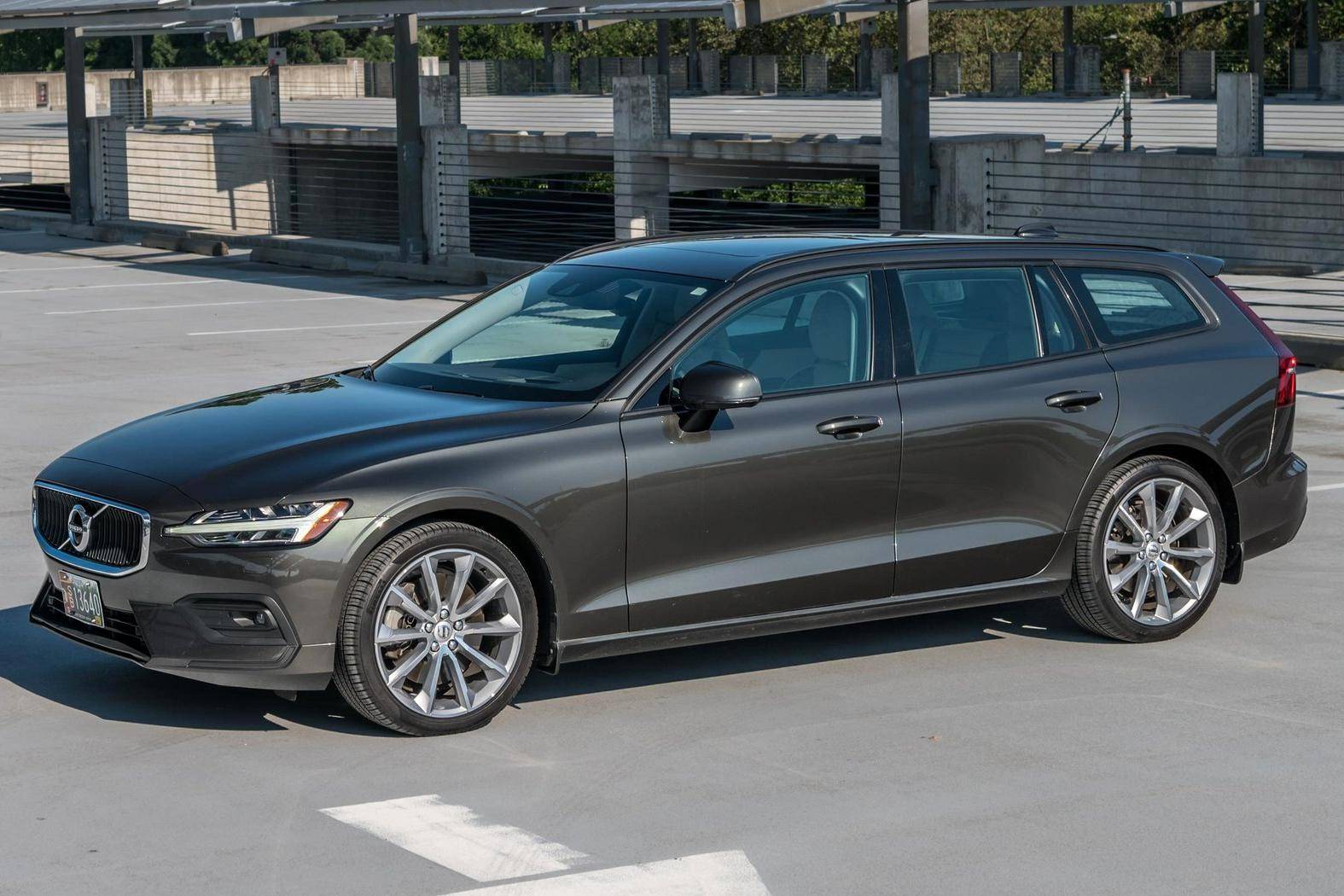 Bumper Kit | VOLVO V60 MOMENTUM 2019 Bumper Kit | VOLVO V60 MOMENTUM 2019